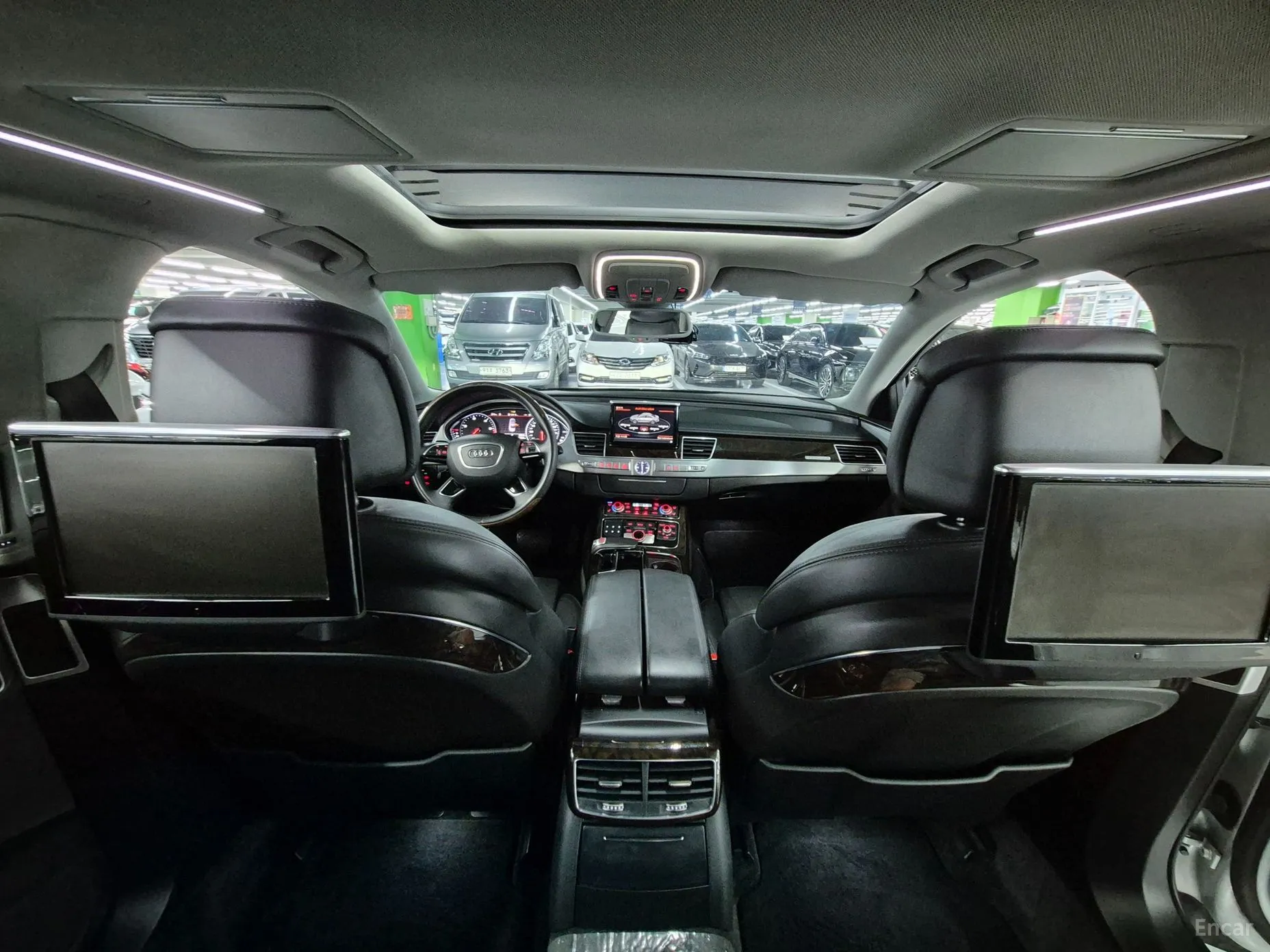 Audi New A8 превью 4