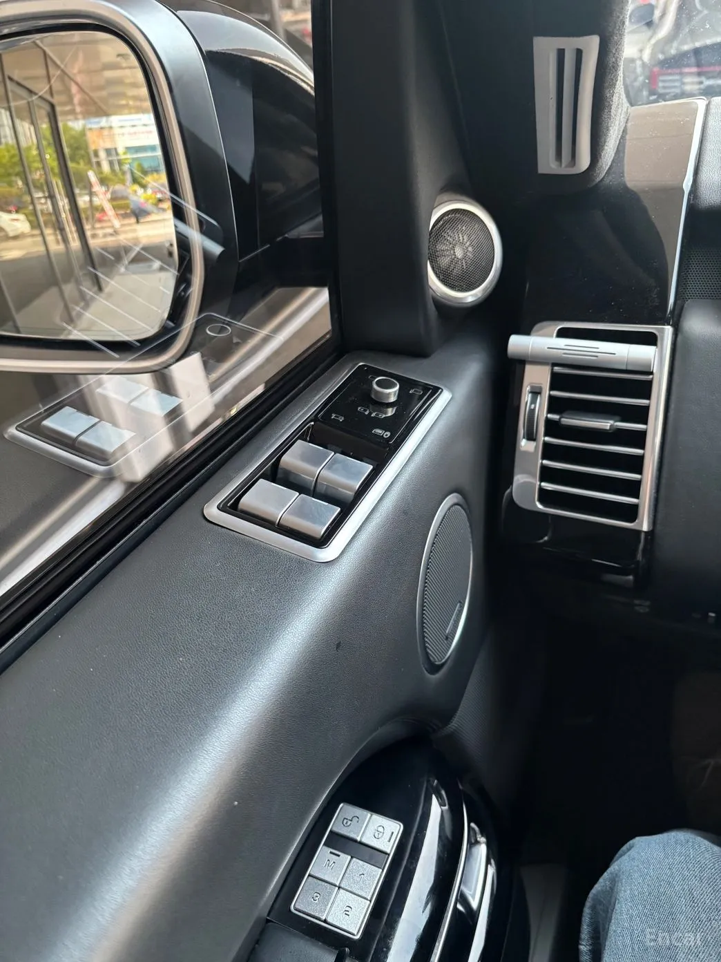 Land Rover Range Rover 4th Generation превью 4