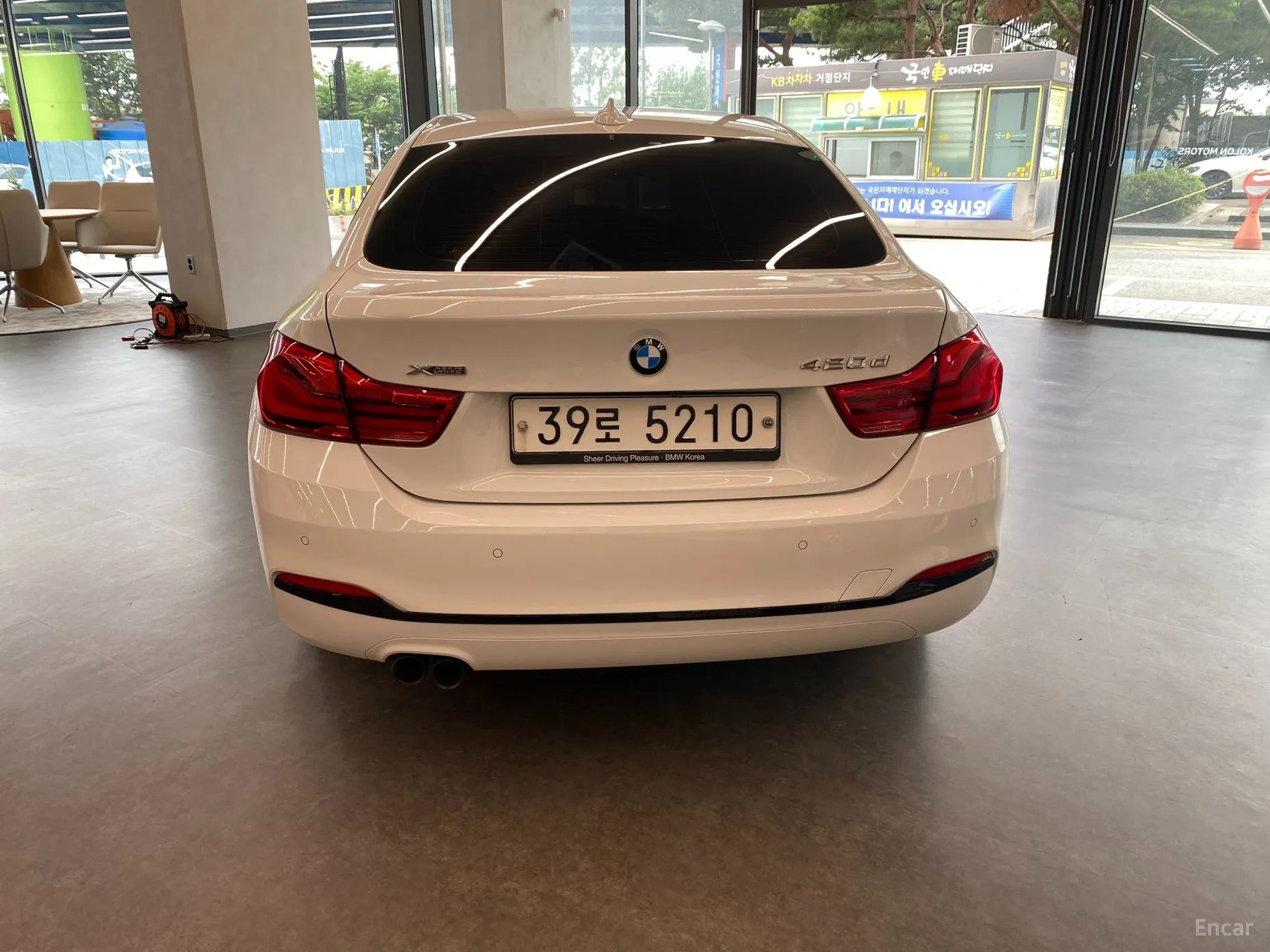 BMW Series 4 (F32) превью 3
