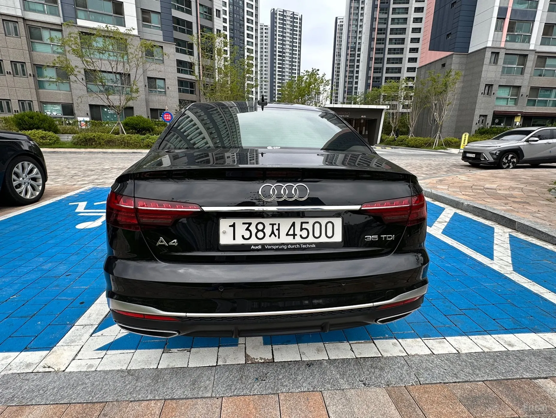 Audi A4 (B9) превью 3