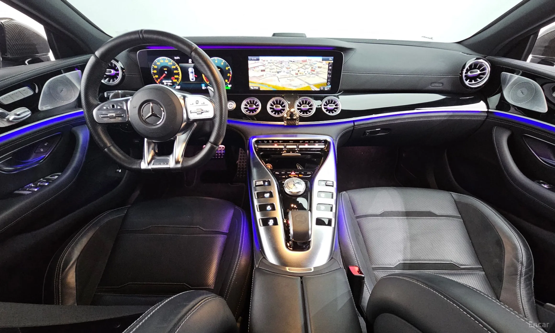 Mercedes Benz AMG GT превью 4