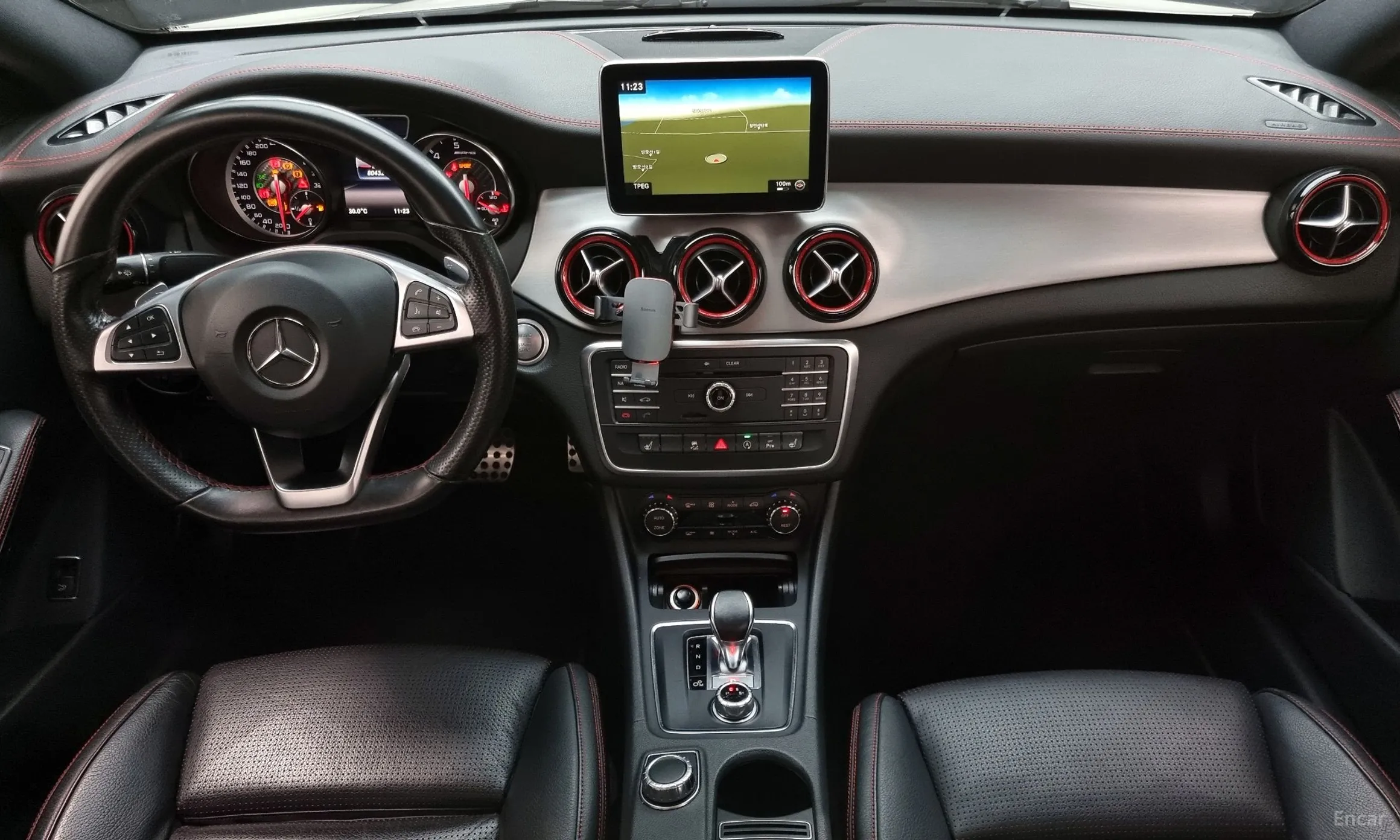 Mercedes Benz CLA-Class C117 превью 4