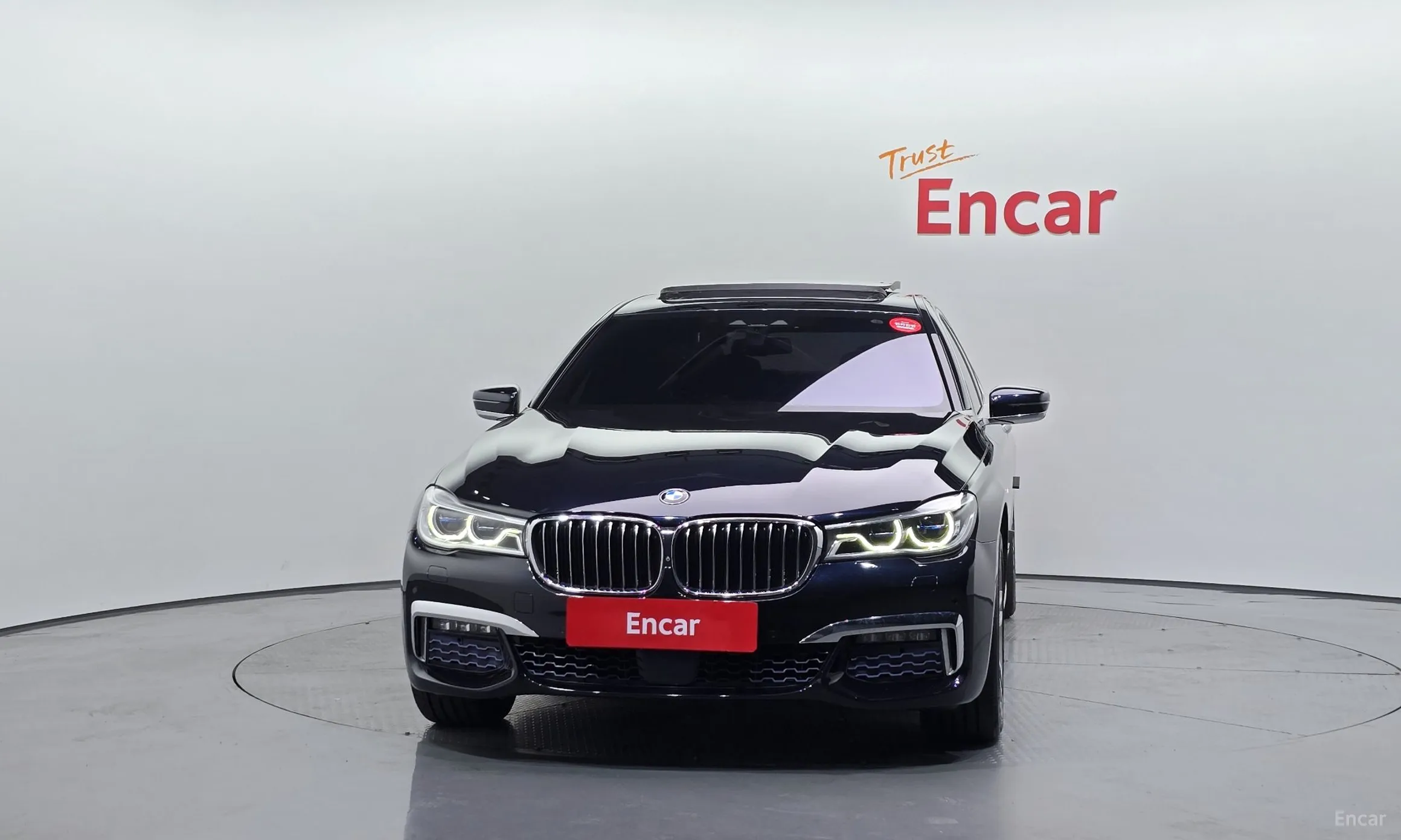 BMW 7 Series (G11) превью 2