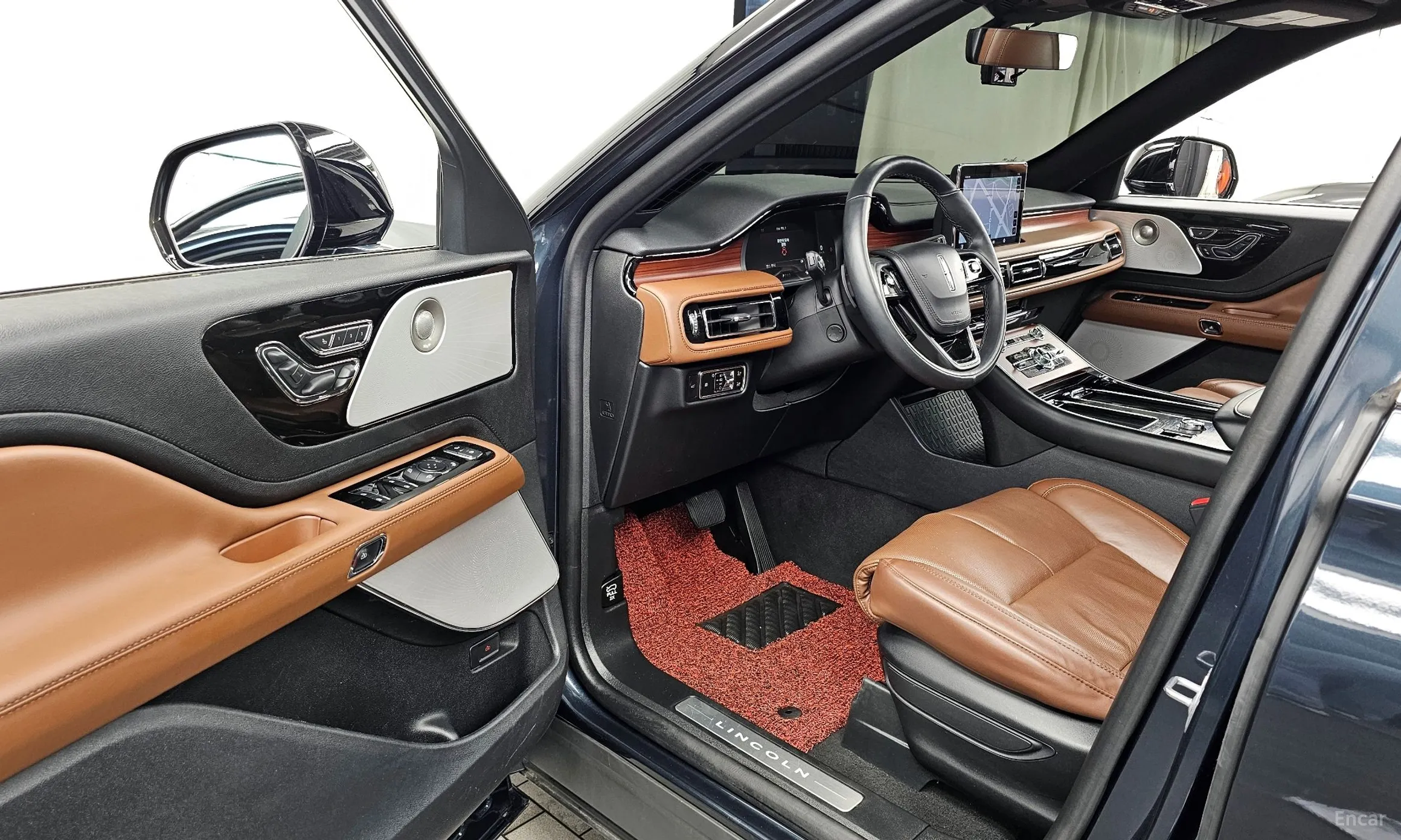 Lincoln Aviator 2nd Generation превью 10