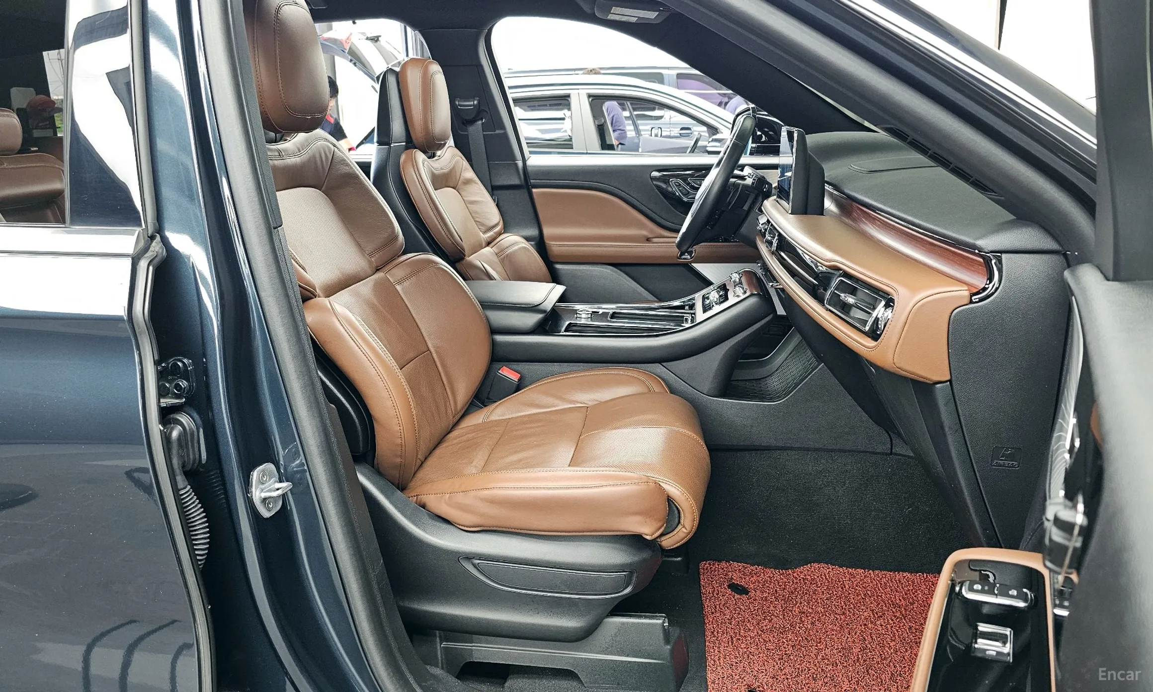 Lincoln Aviator 2nd Generation превью 11