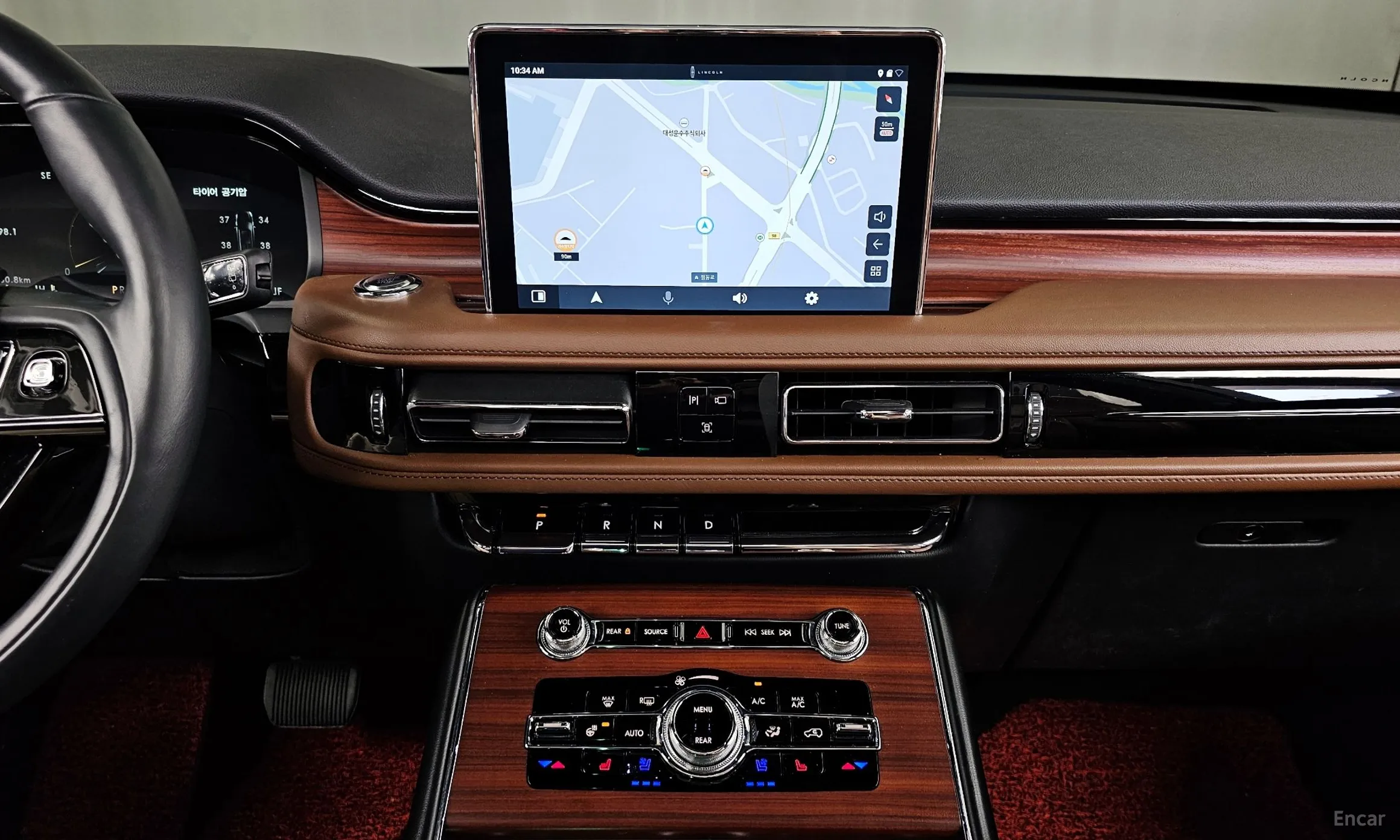 Lincoln Aviator 2nd Generation превью 14