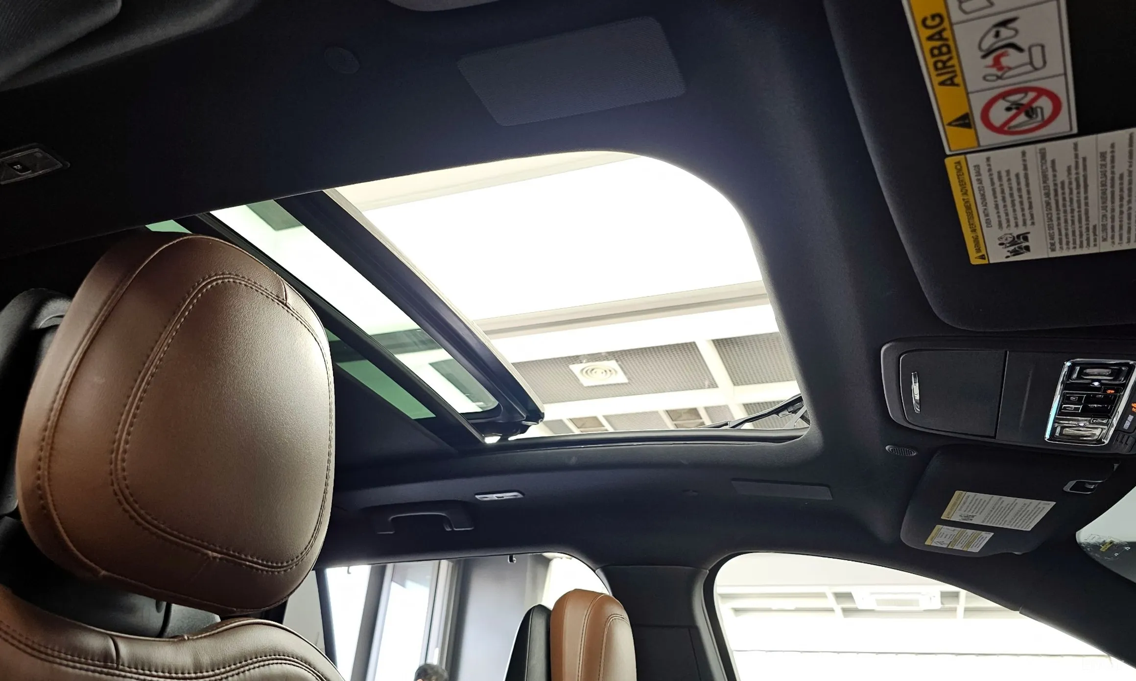 Lincoln Aviator 2nd Generation превью 17
