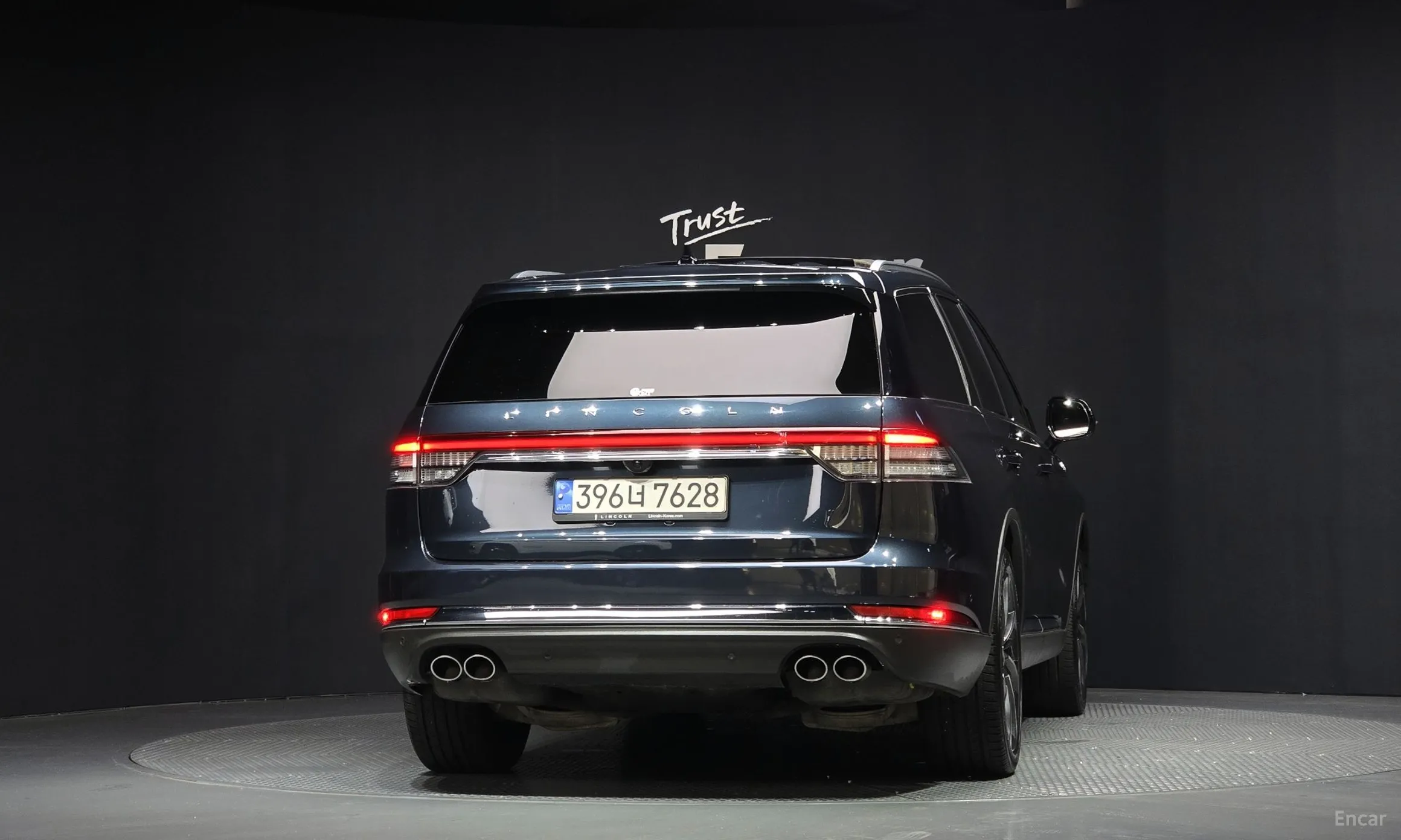 Lincoln Aviator 2nd Generation превью 4