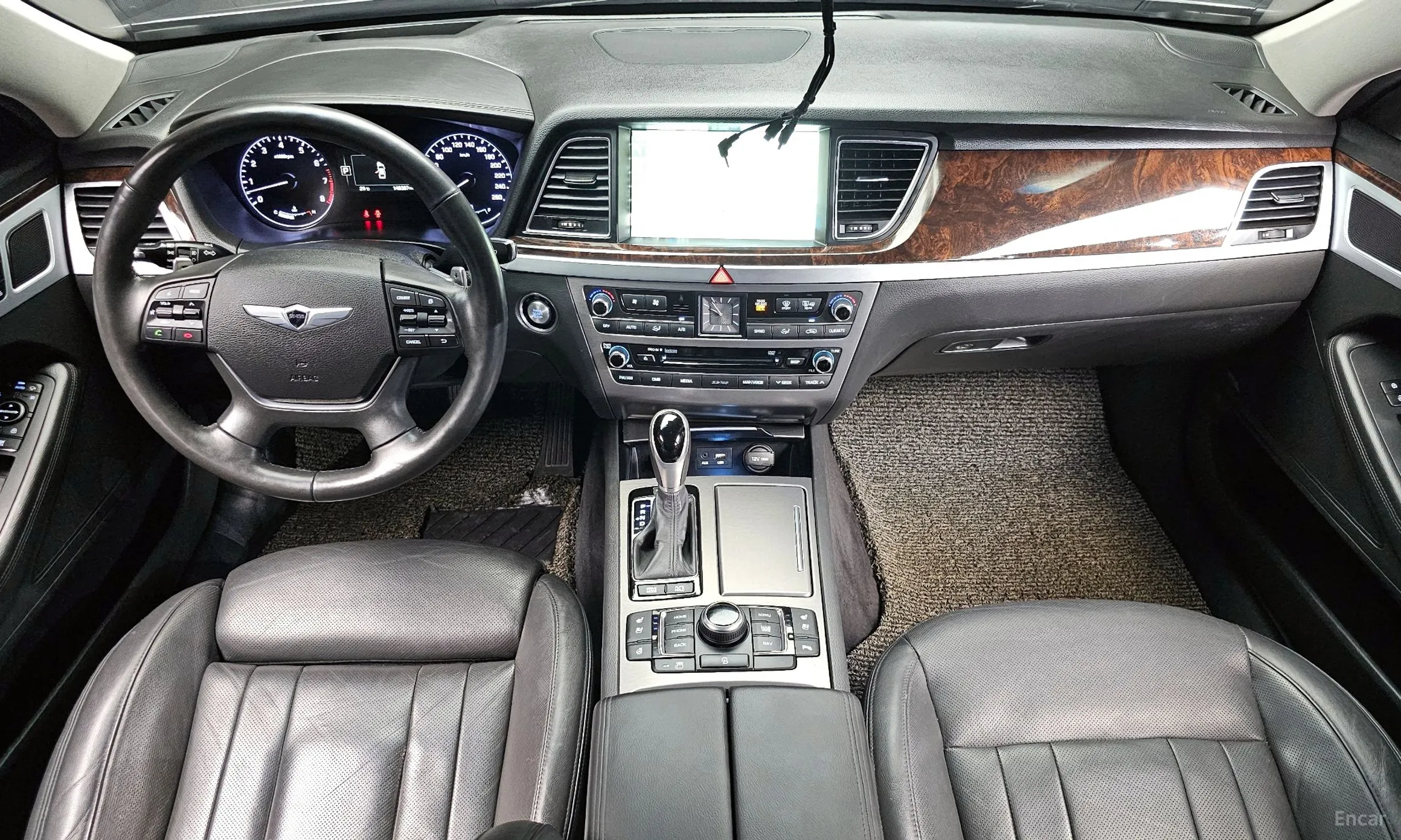 Hyundai Genesis DH превью 4