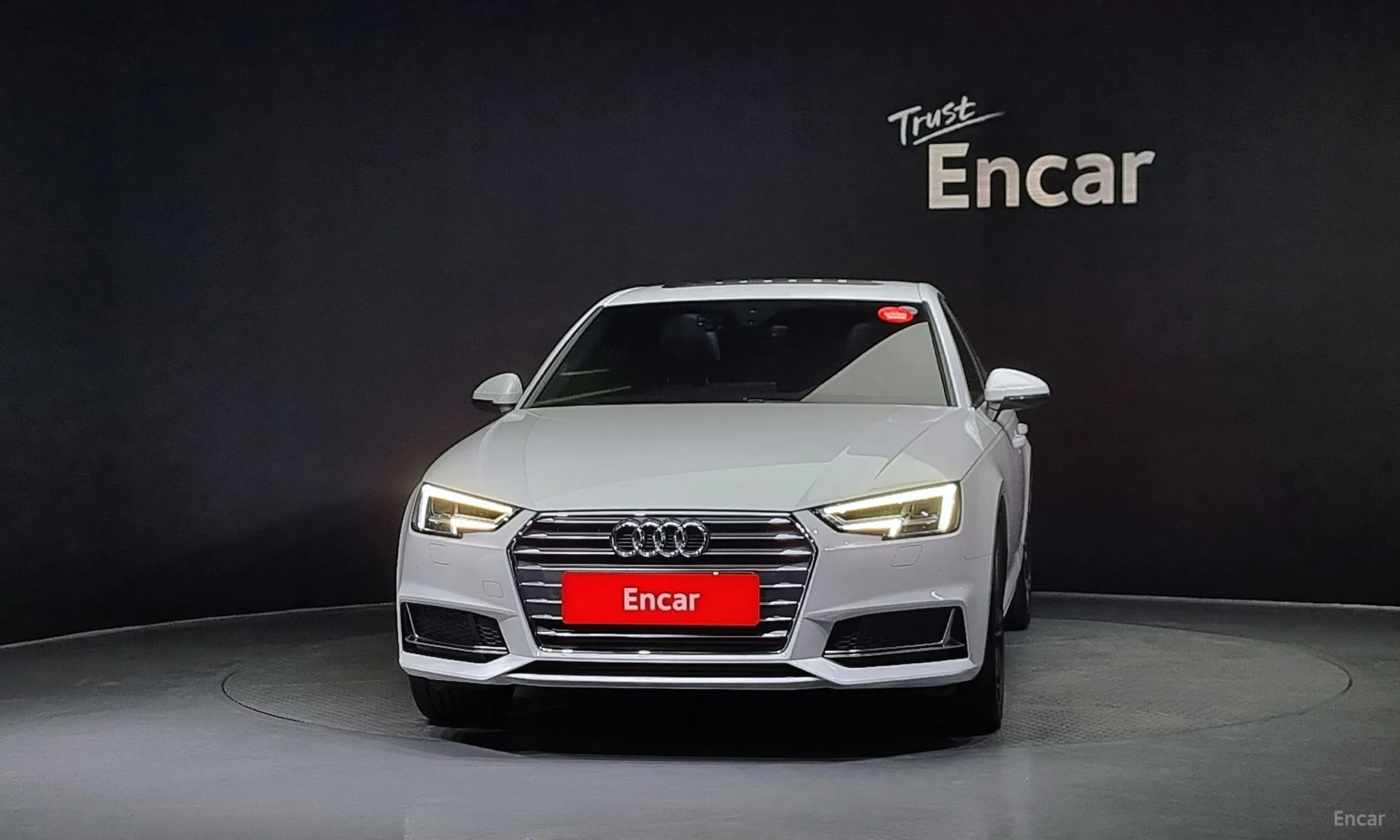 Audi A4 (B9) превью 2