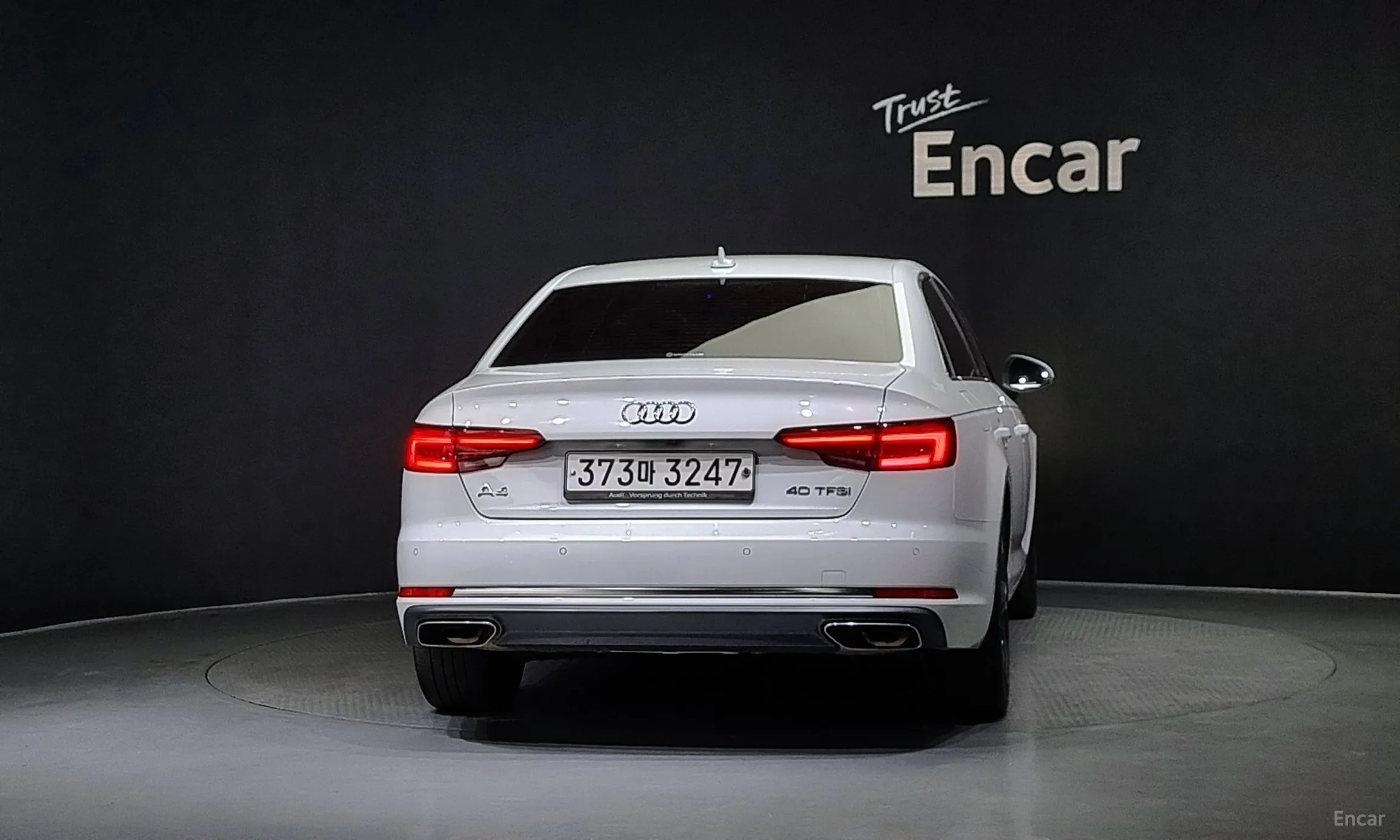 Audi A4 (B9) превью 3