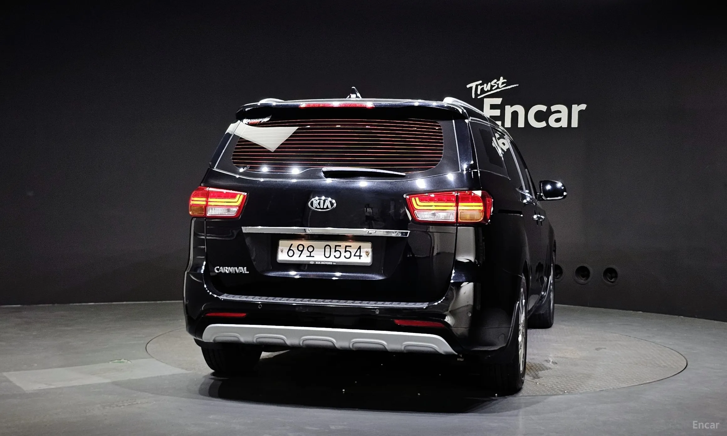 Kia Carnival превью 3