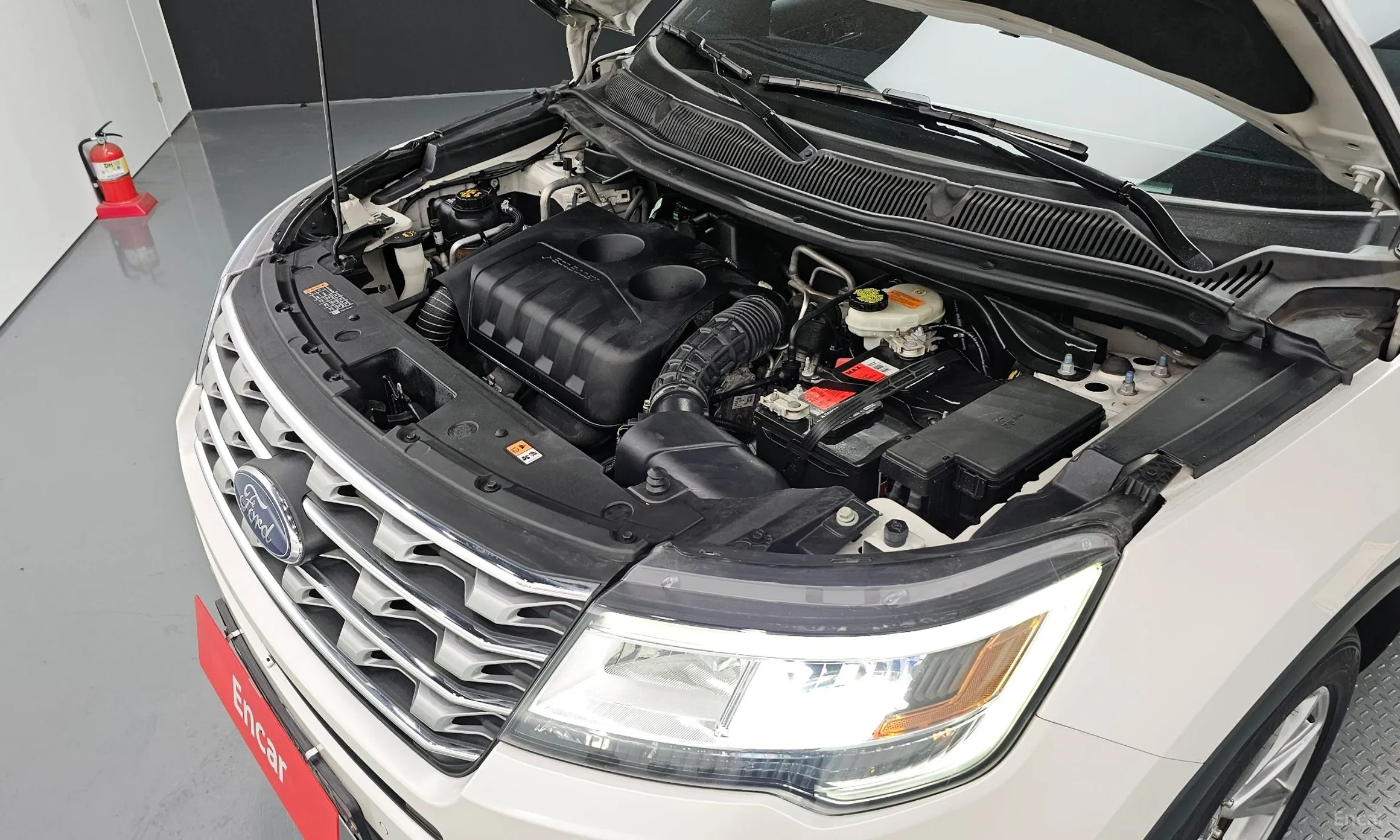 Ford Explorer превью 6