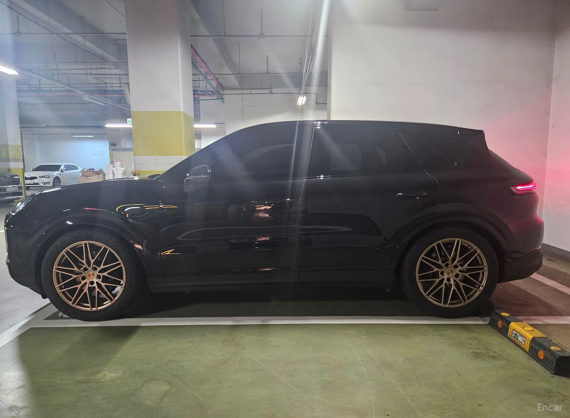 Porsche Cayenne (PO536) превью 3