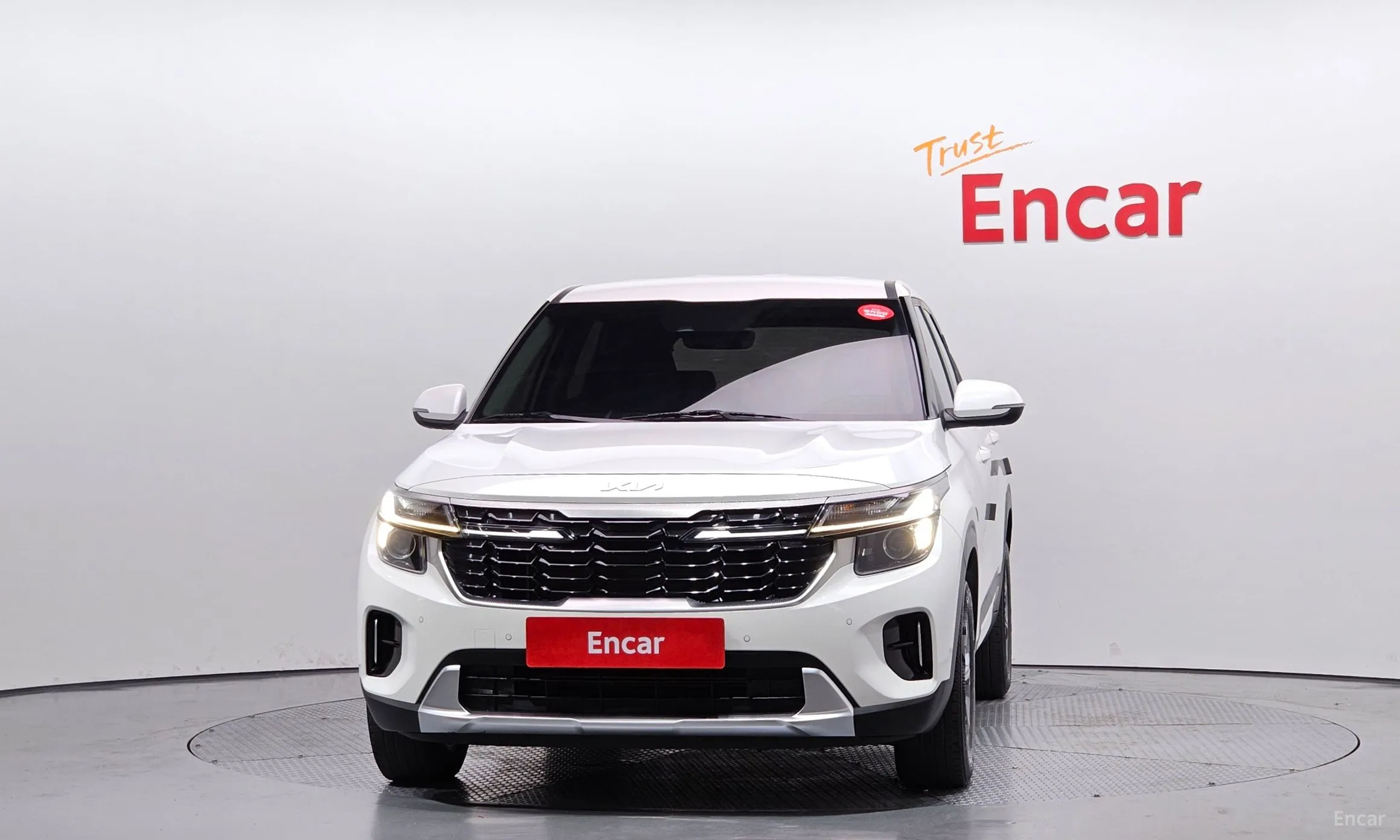Kia Seltos превью 2