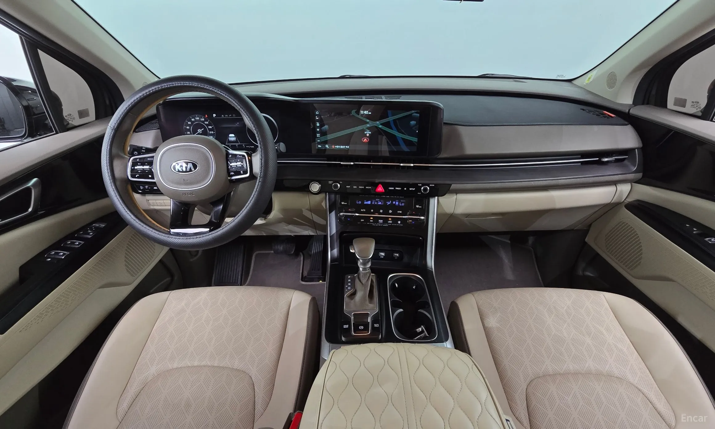 Kia Carnival Gen 4 превью 4