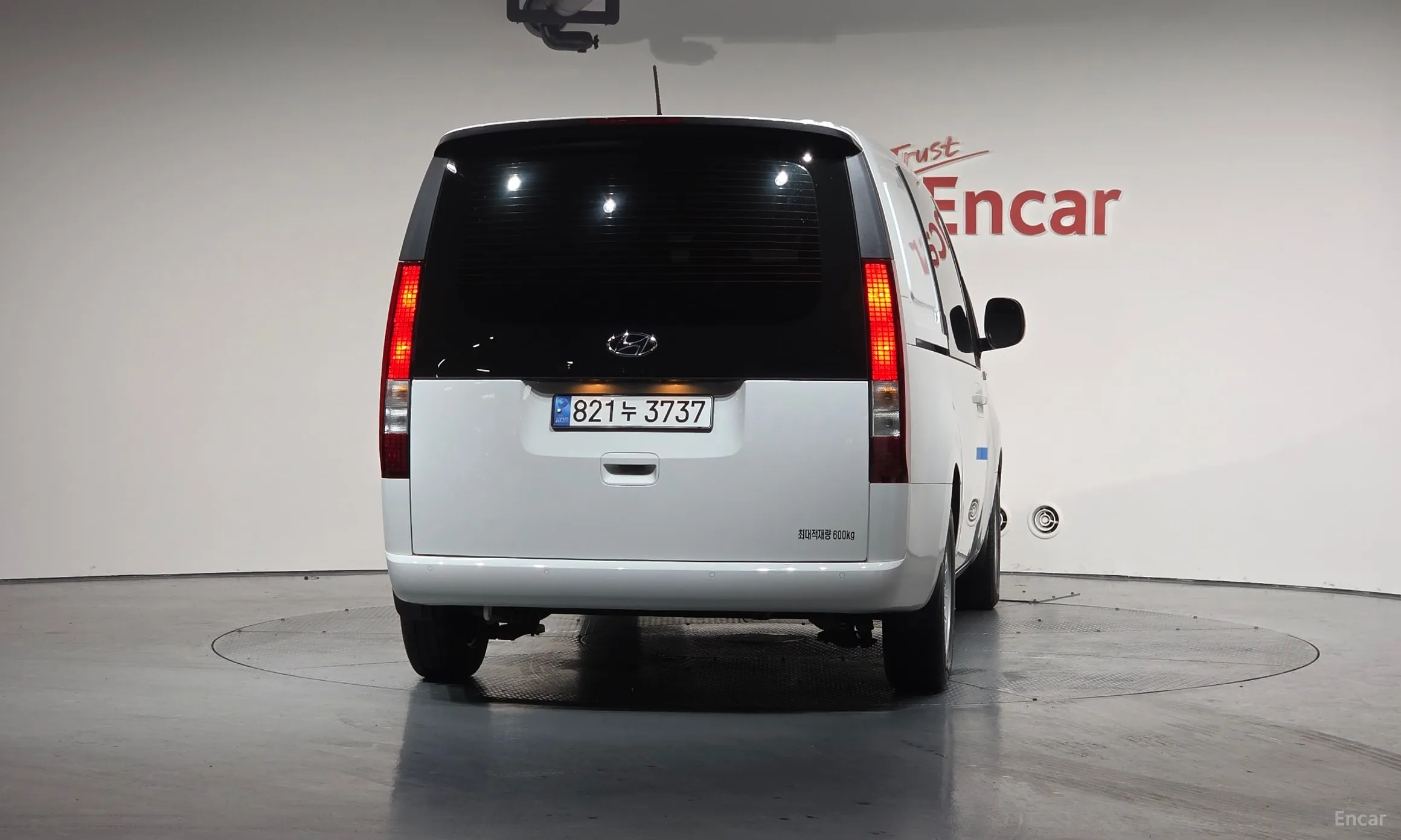 Hyundai Staria превью 3