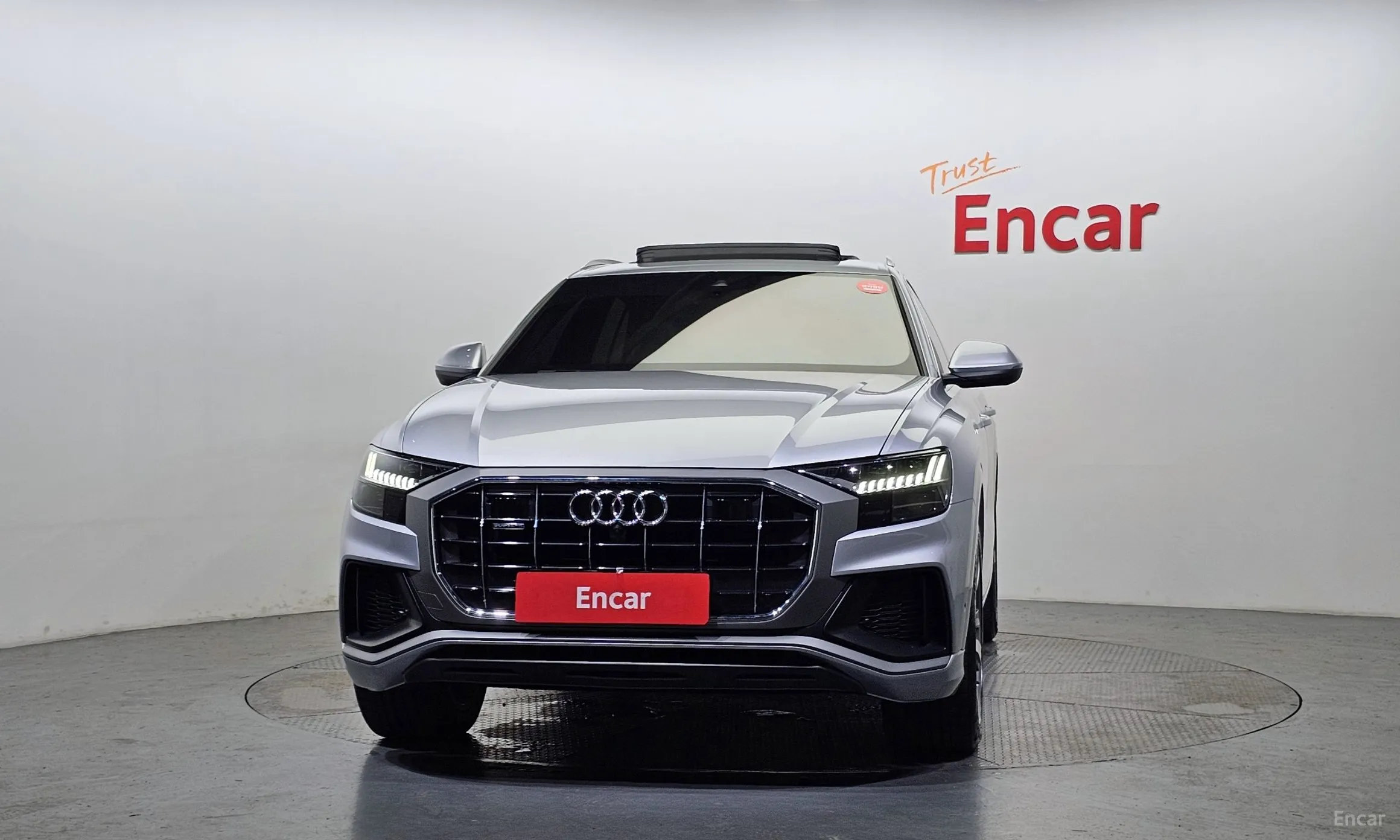 Audi Q8 (4M)