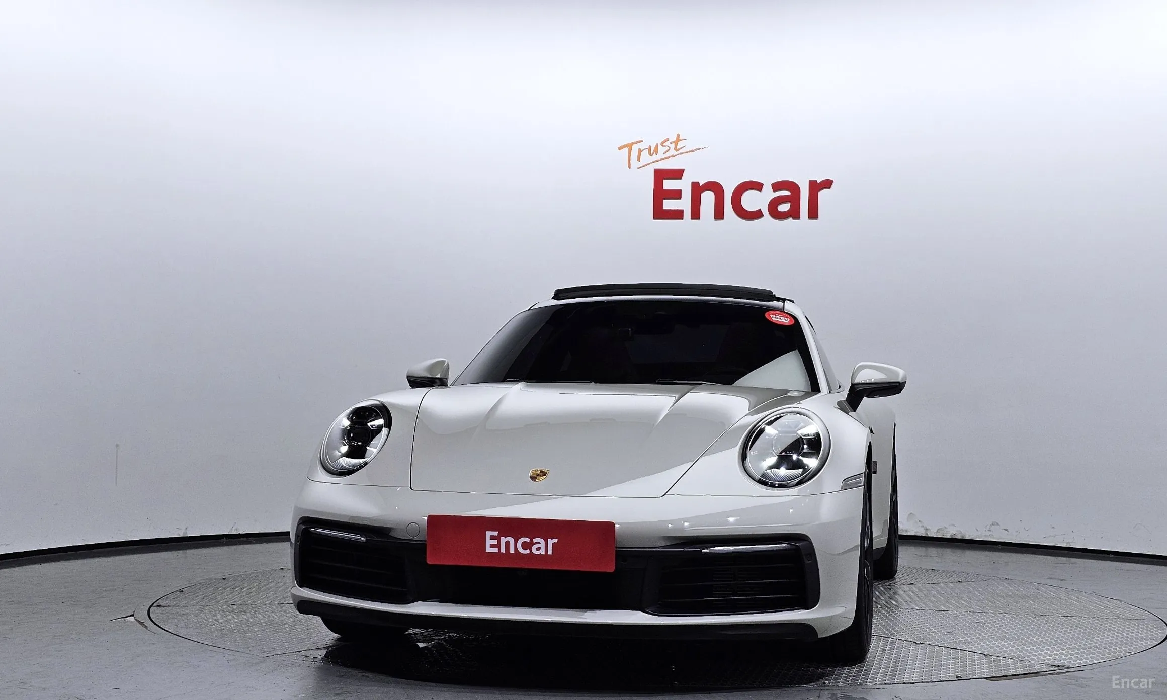 Porsche 911 (992) превью 2
