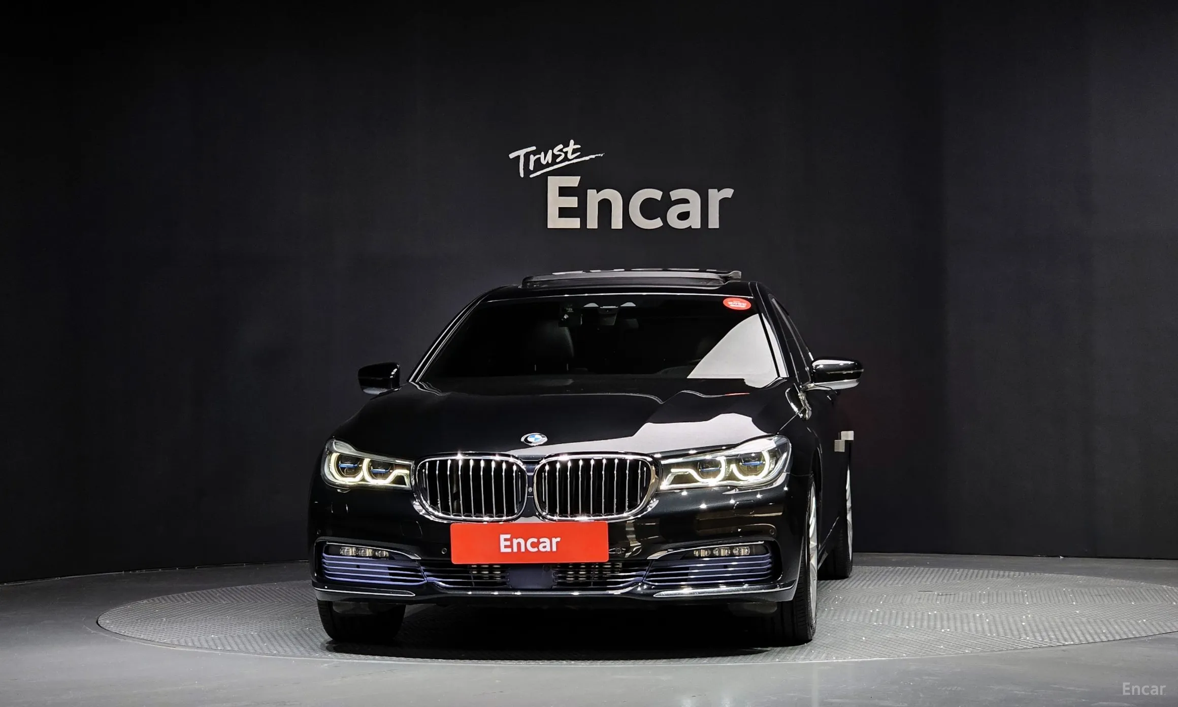 BMW 7 Series (G11) превью 2