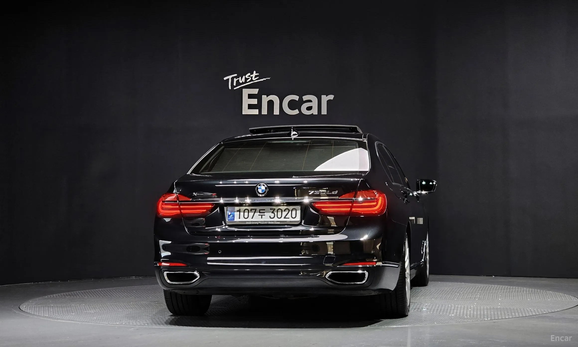BMW 7 Series (G11) превью 3