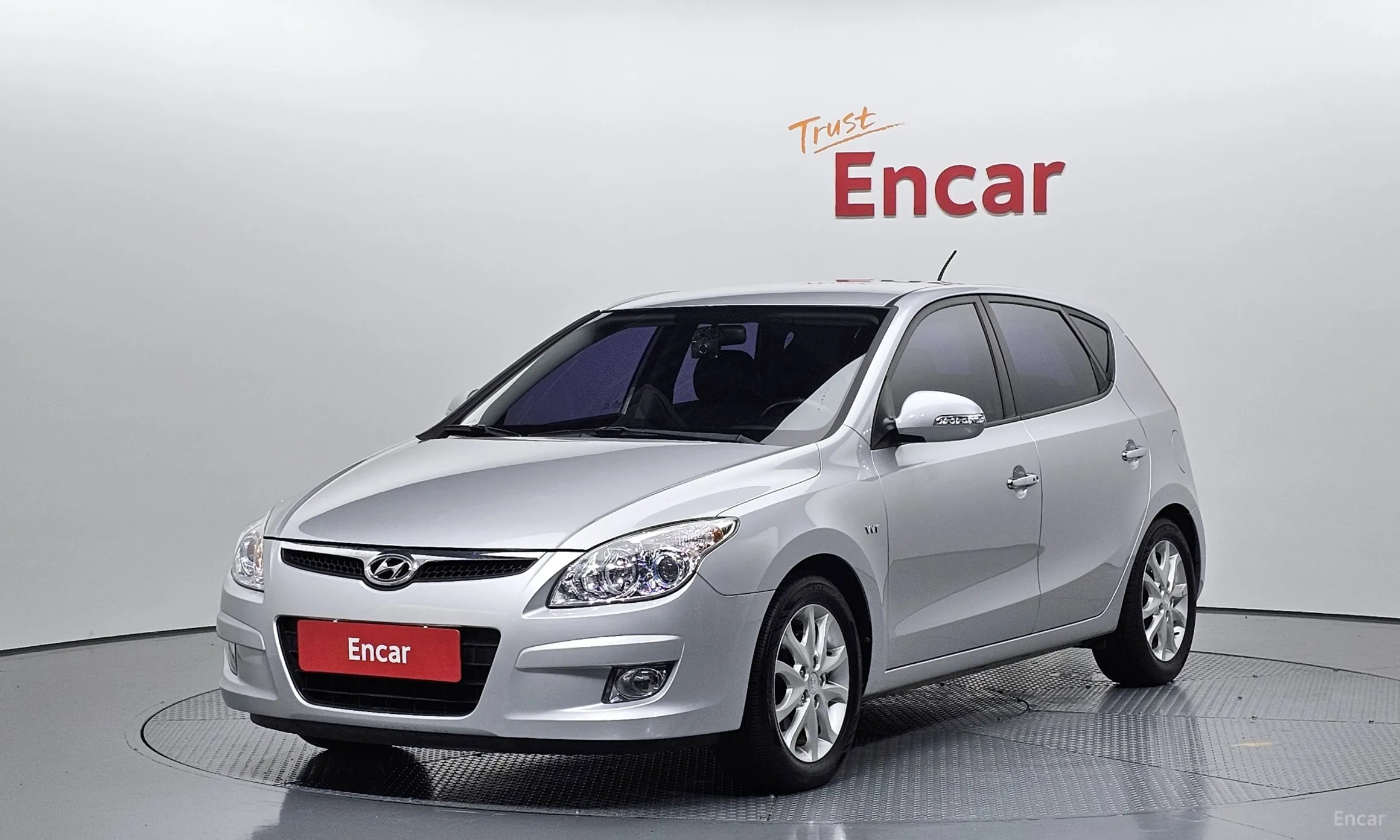 i30
