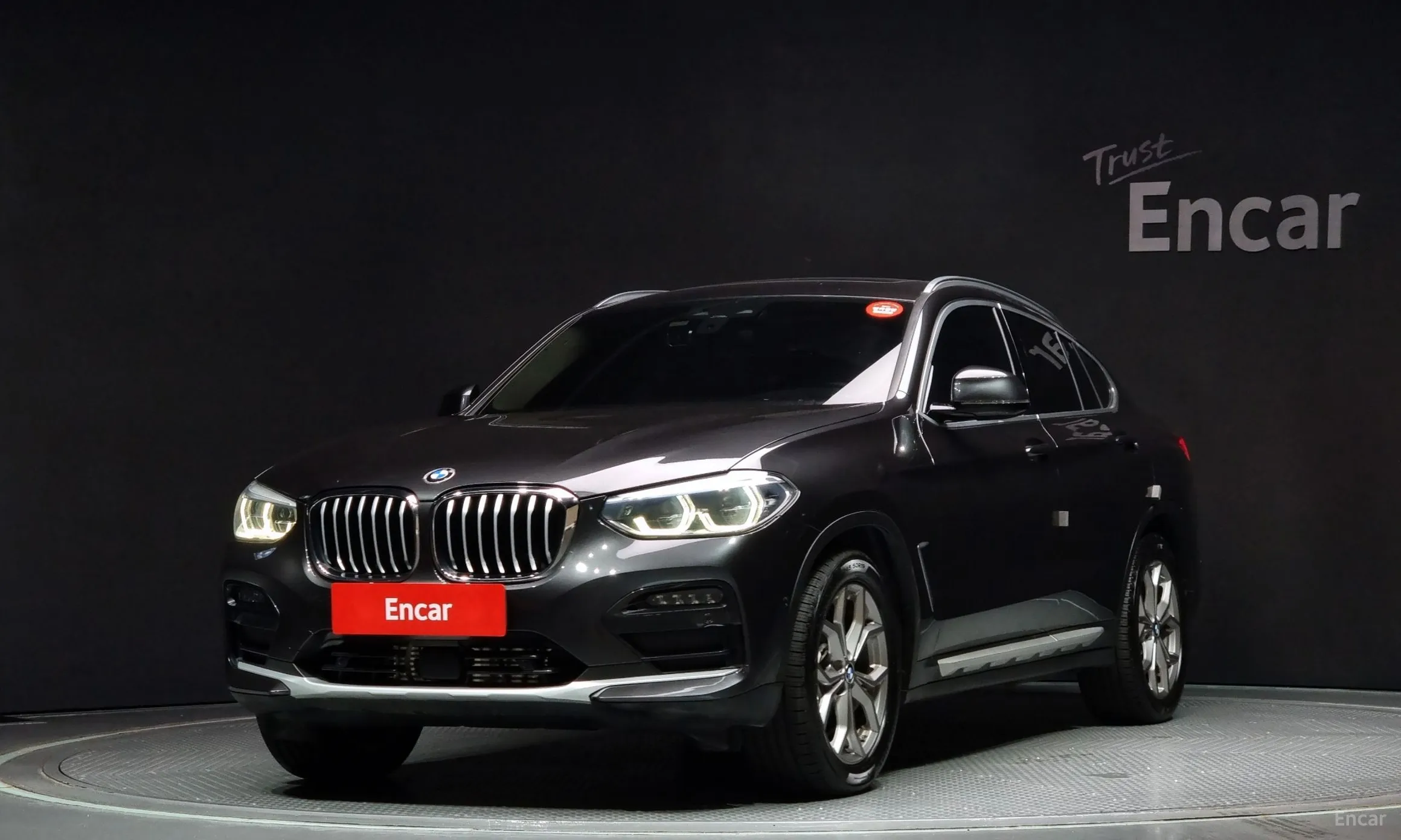 X4 (G02)