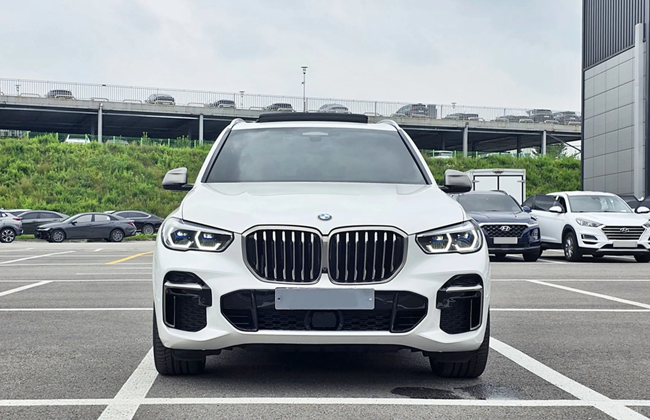 BMW X5 (G05) превью 2