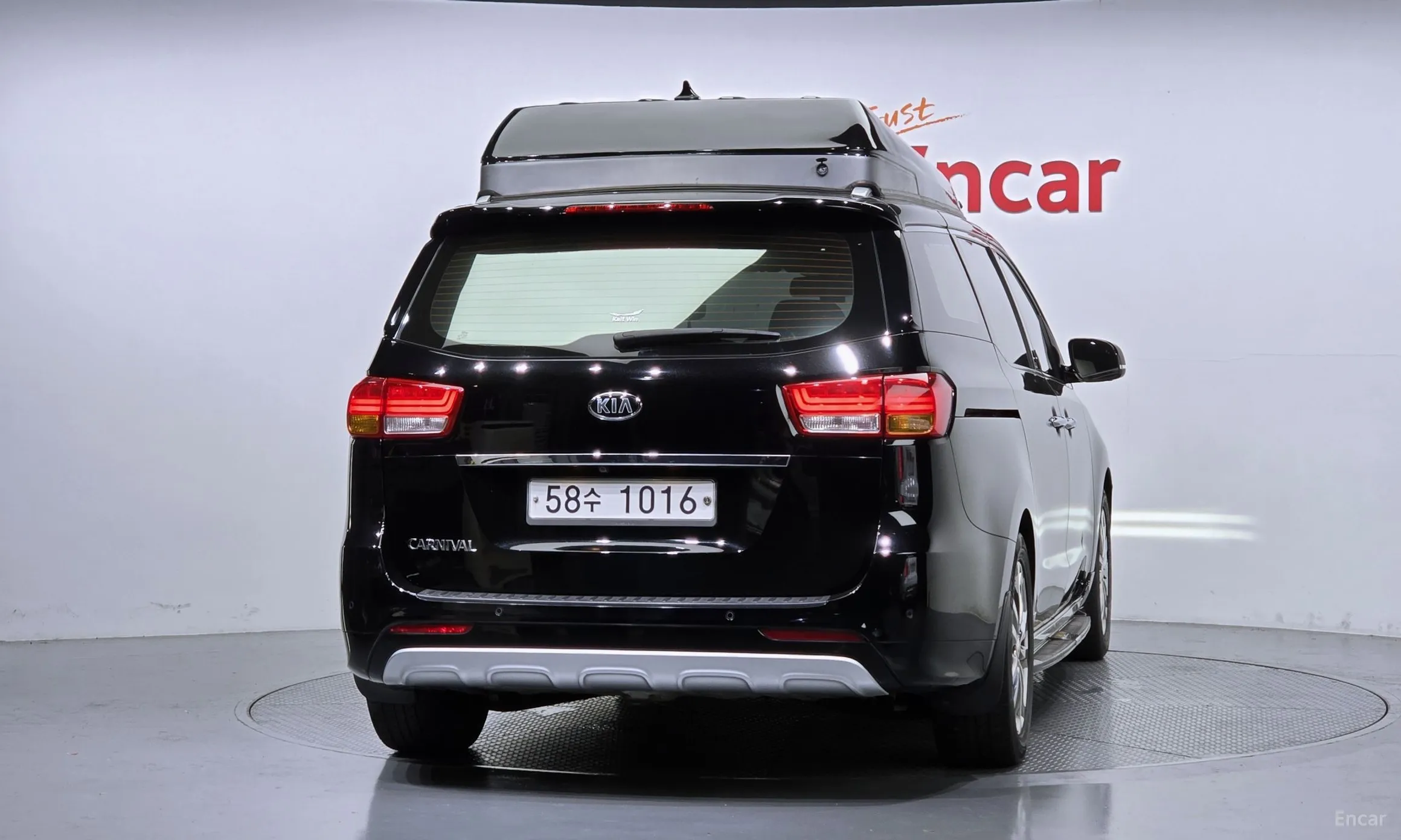 Kia Carnival превью 3