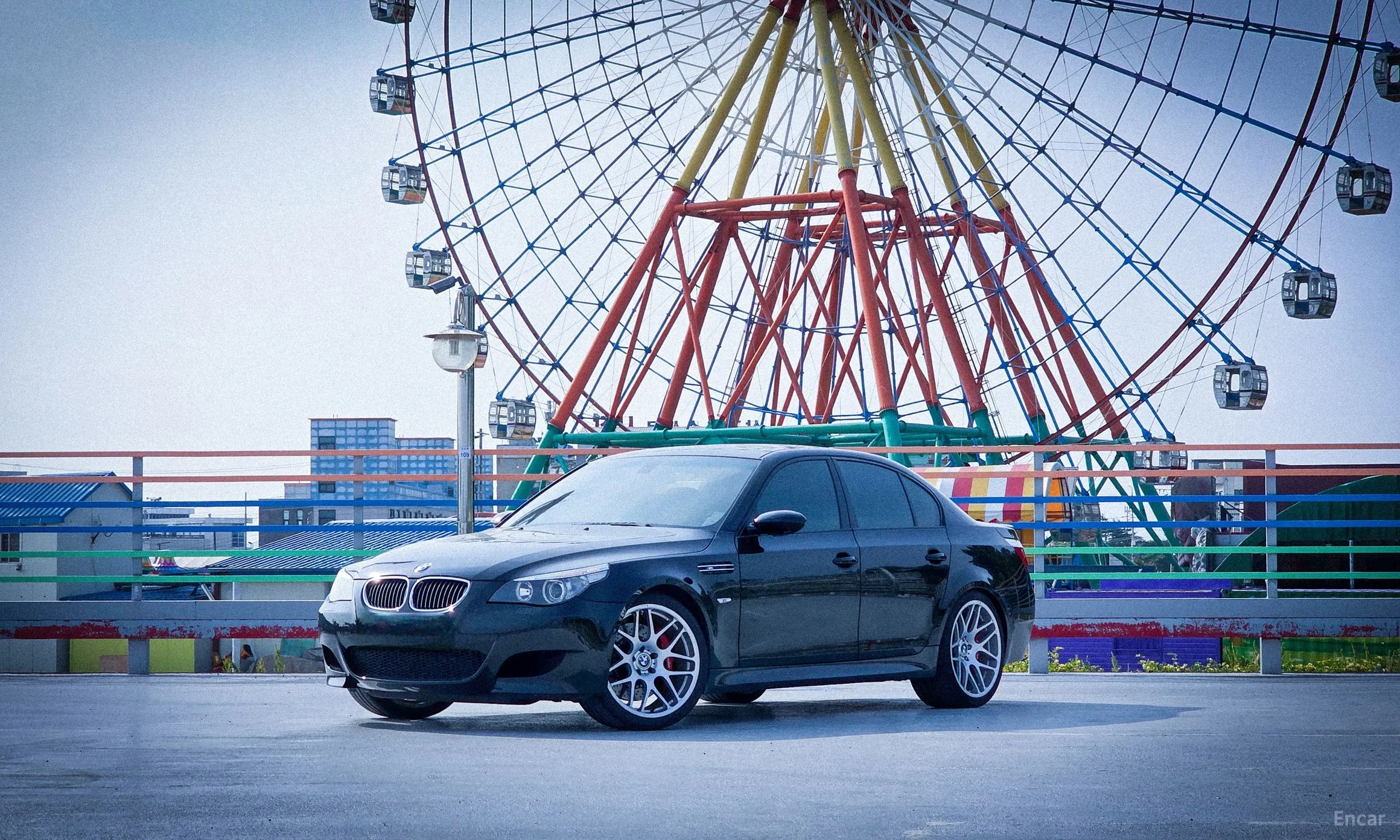 BMW M5 (E60)