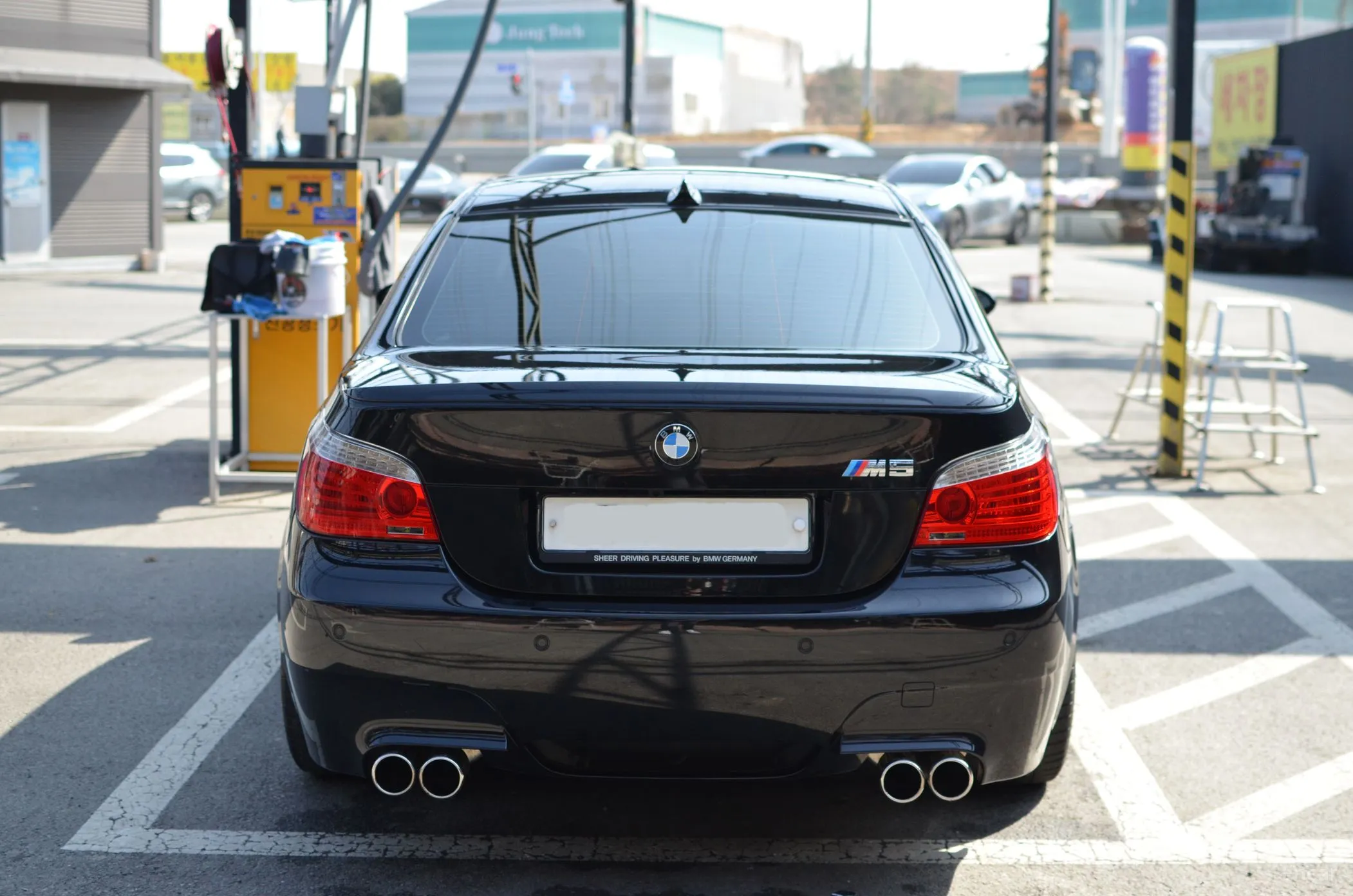 BMW M5 (E60) превью 3
