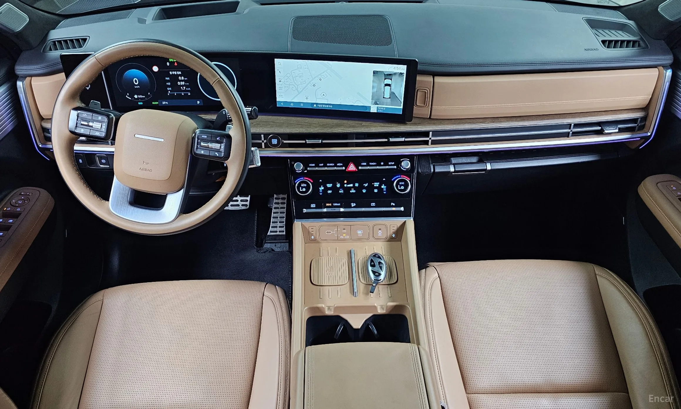 Hyundai Santa Fe (MX5) превью 4