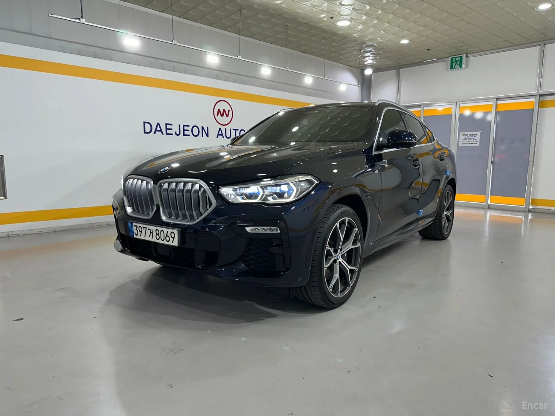 X6 (G06)