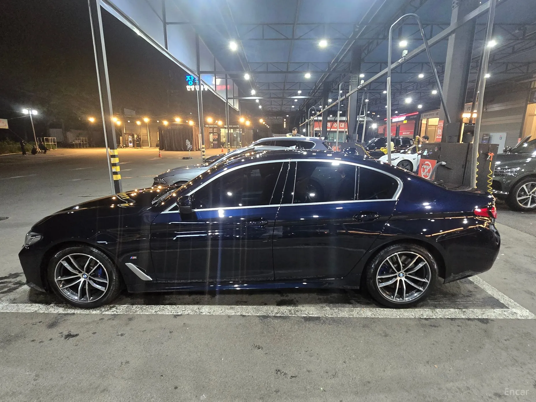 BMW 5 Series (G30) превью 2