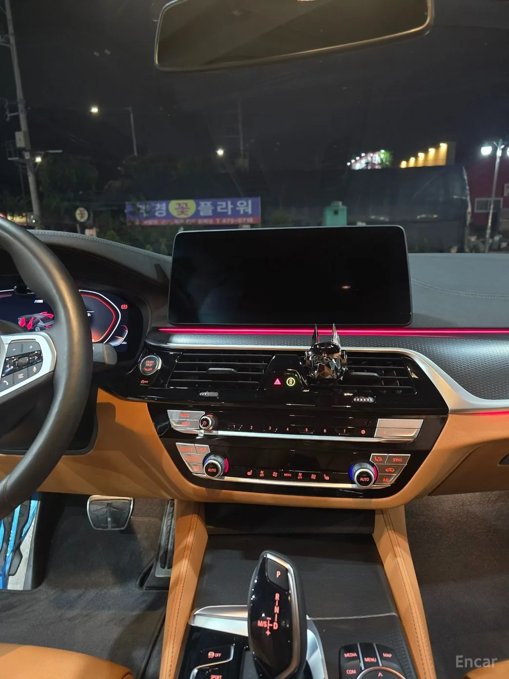 BMW 5 Series (G30) превью 4