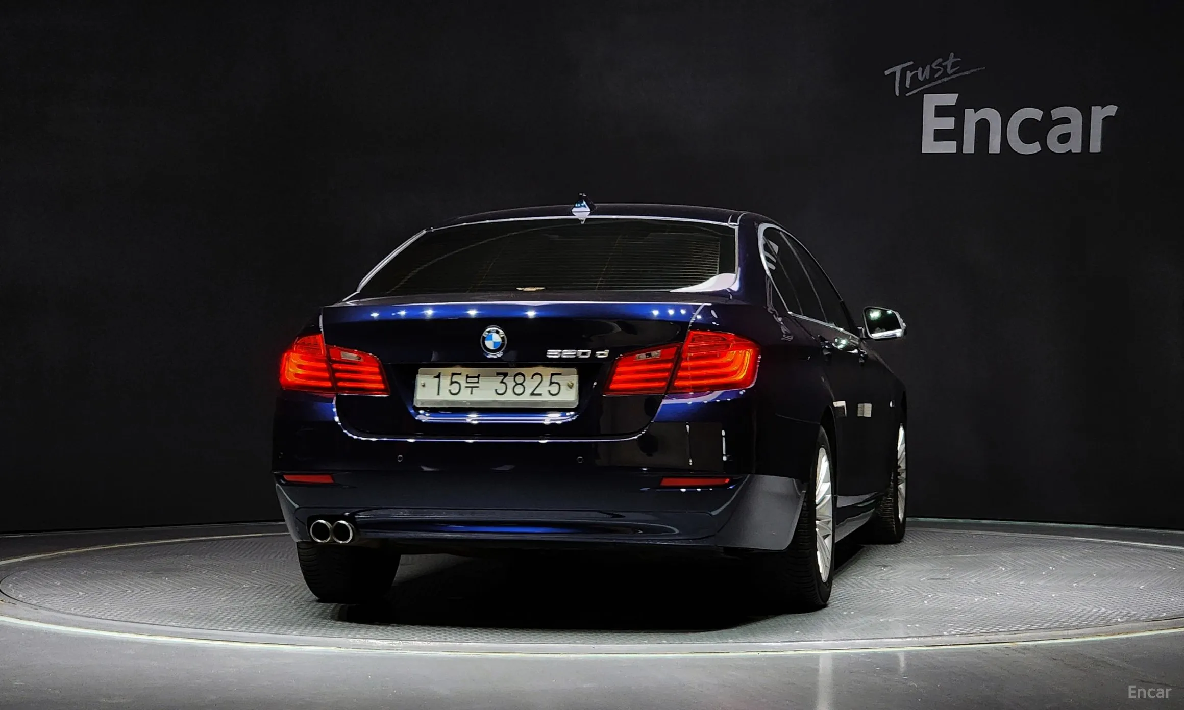 BMW 5 Series (F10) превью 3