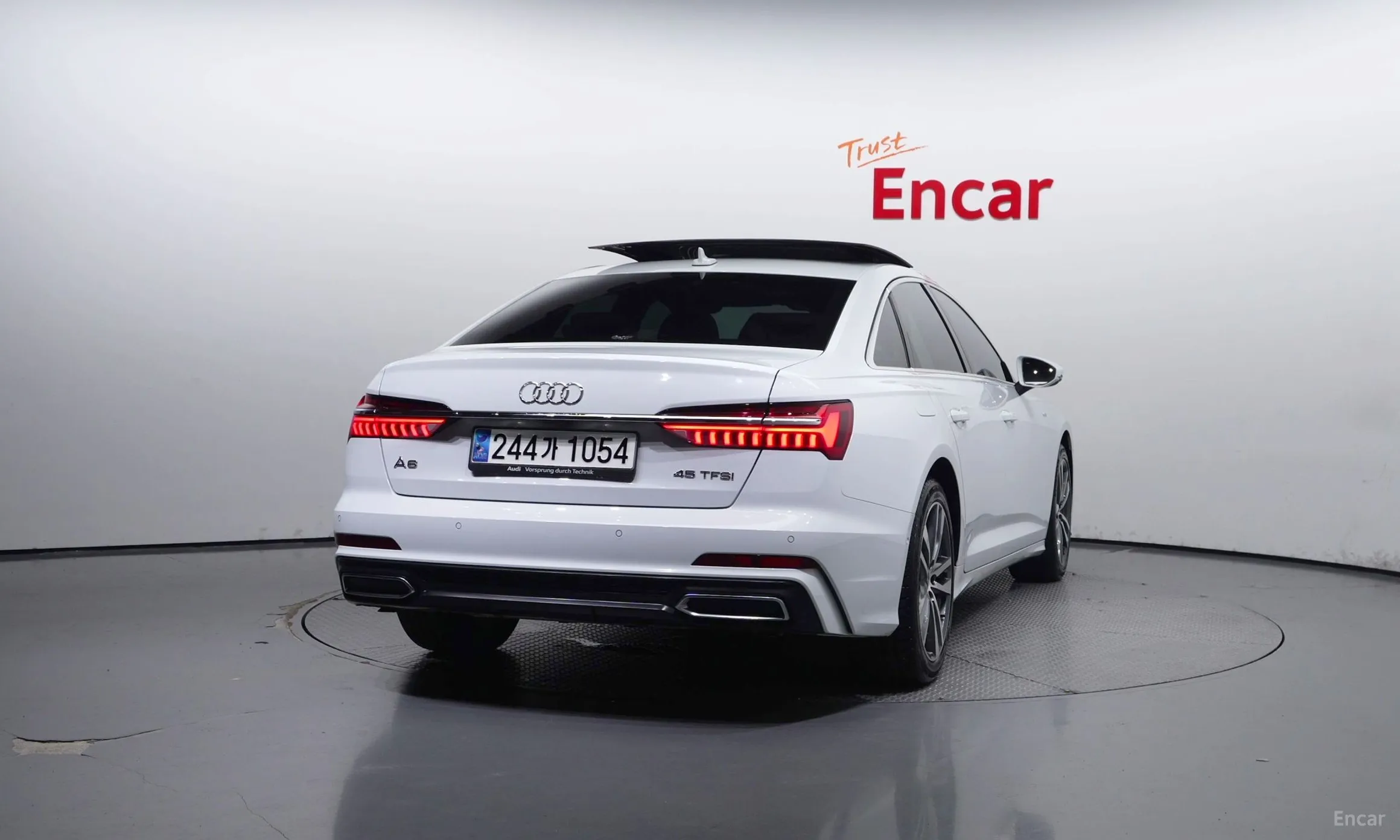 Audi A6 (C8) превью 3