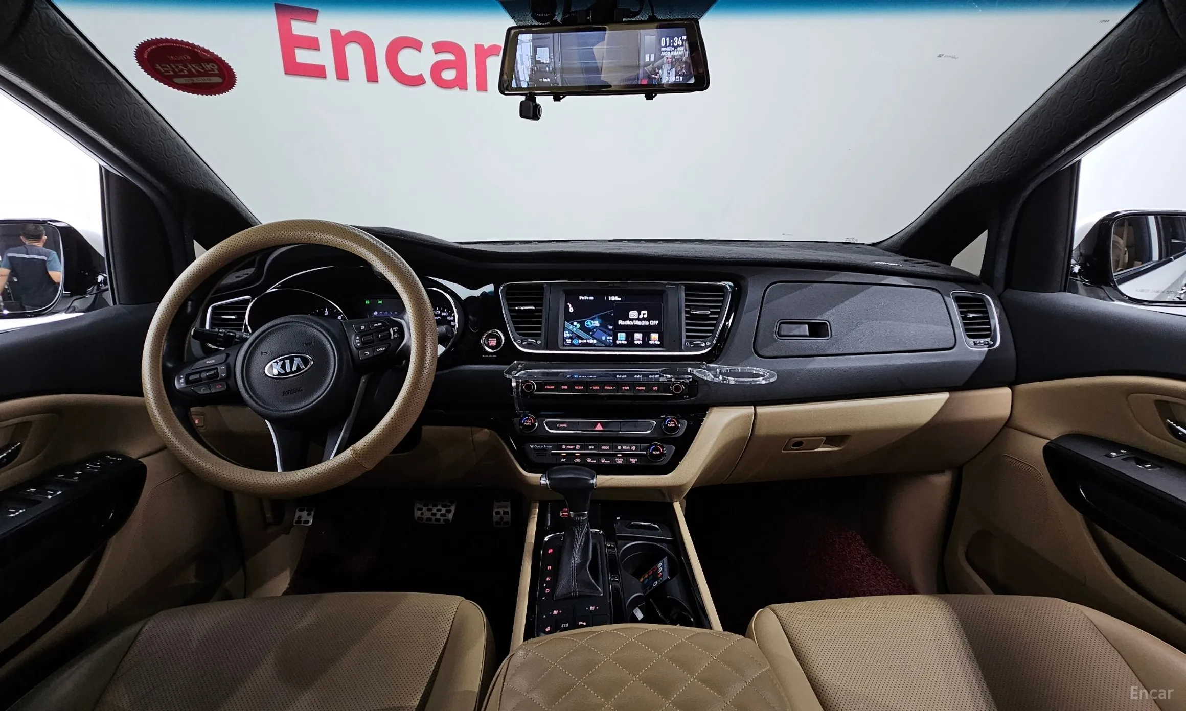 Kia Carnival превью 4