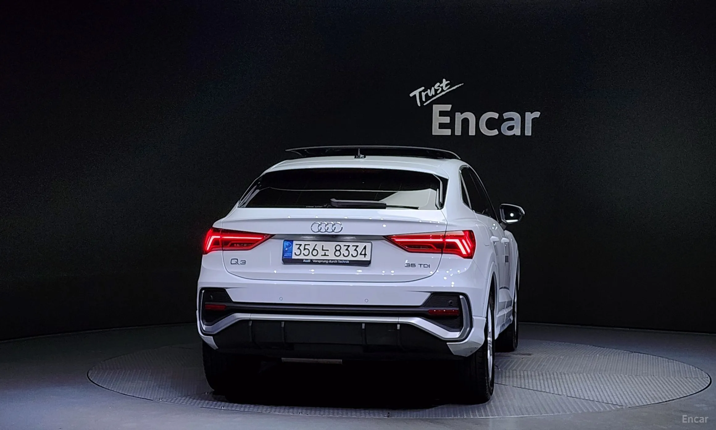 Audi Q3 (F3) превью 3