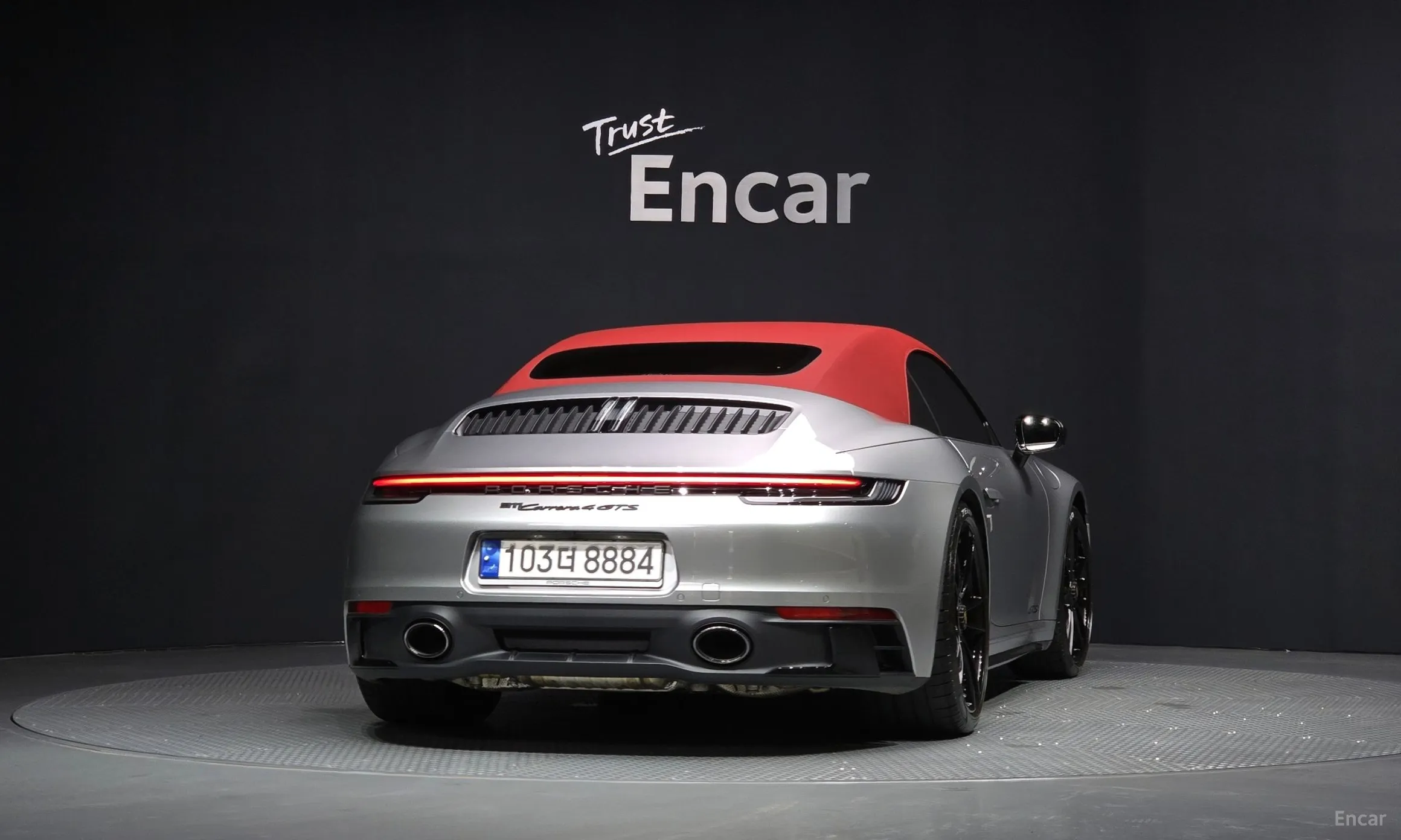 Porsche 911 (992) превью 3