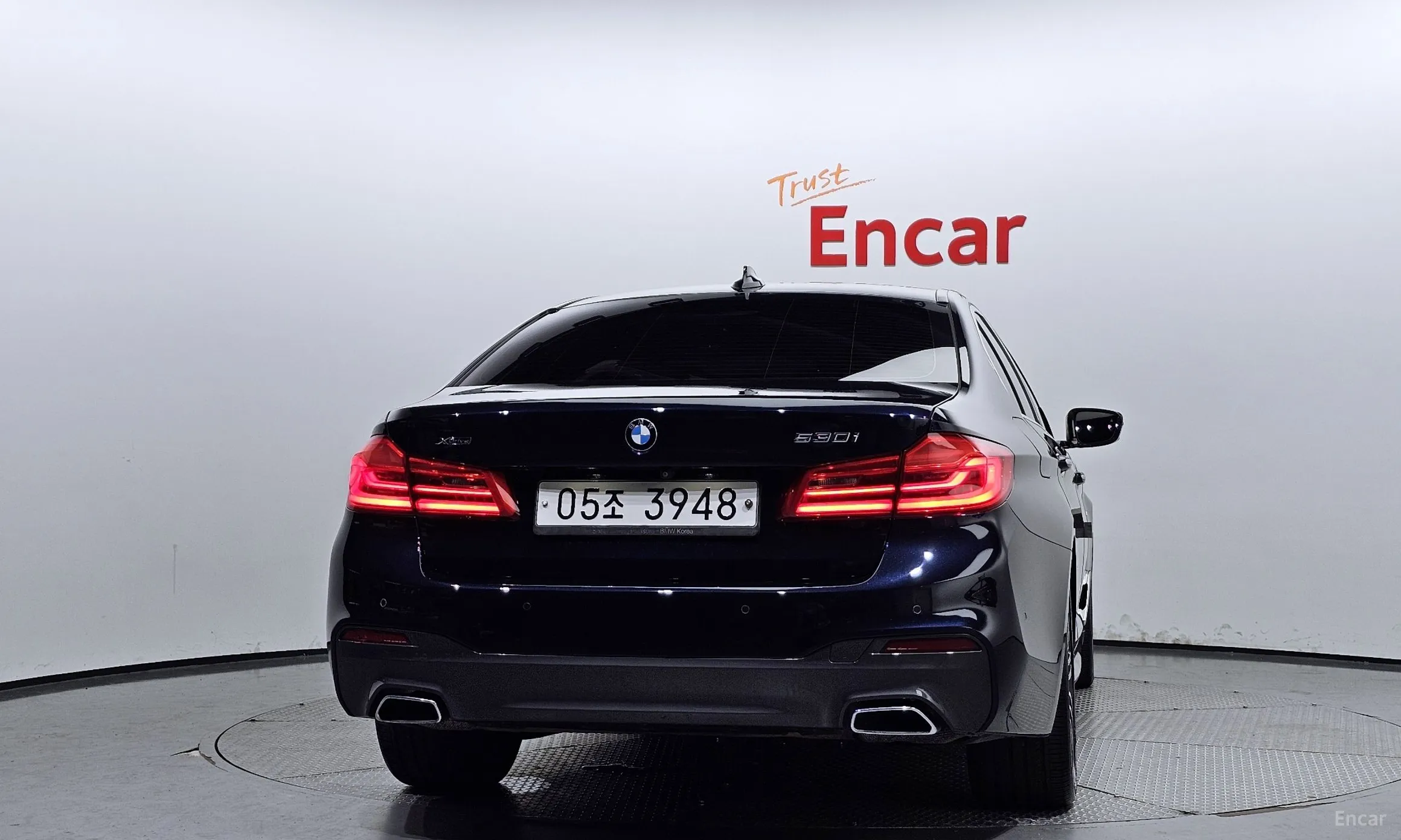 BMW 5 Series (G30) превью 3