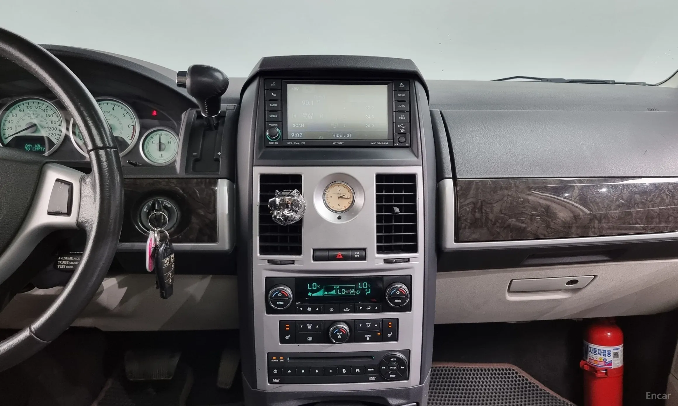Chrysler Grand Voyager превью 14