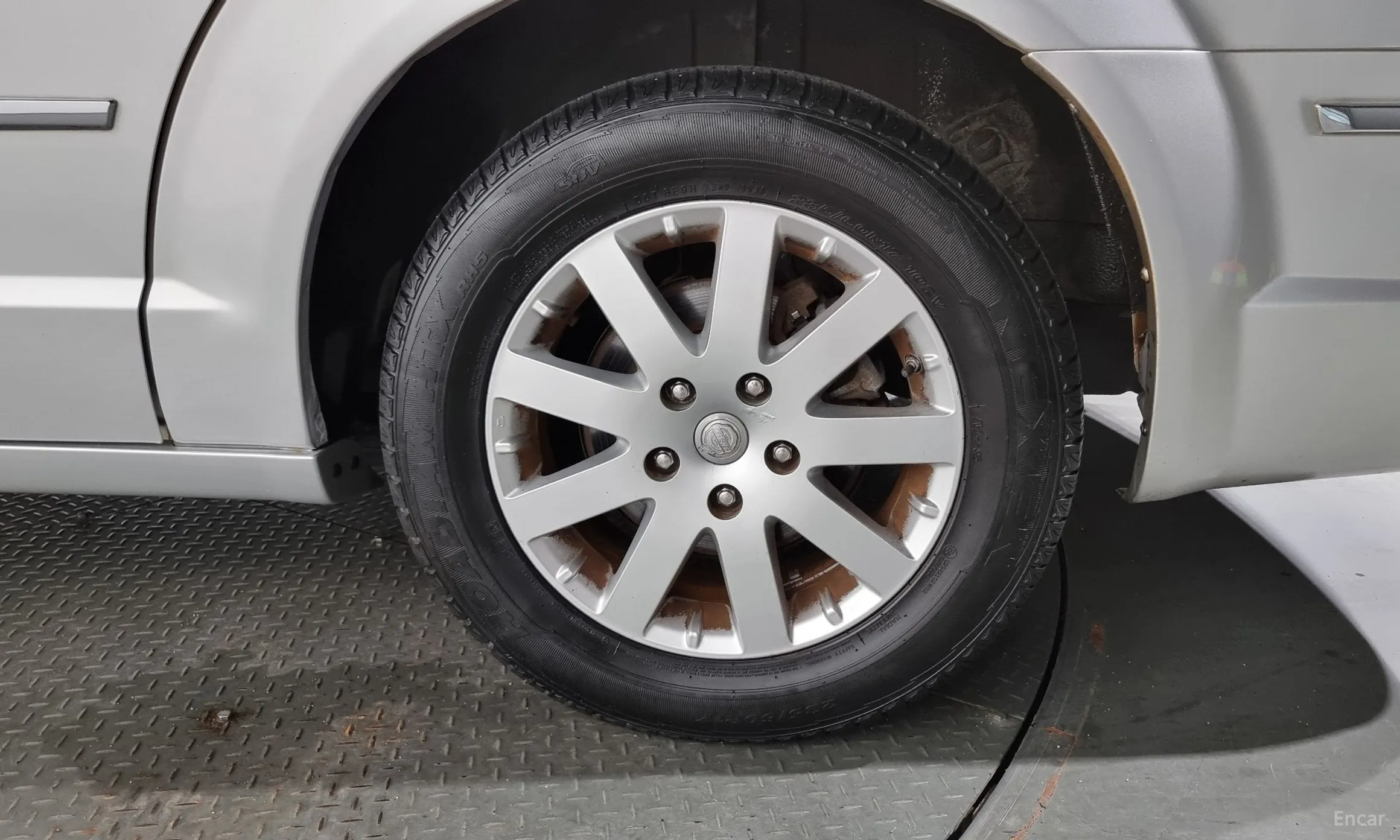 Chrysler Grand Voyager превью 5