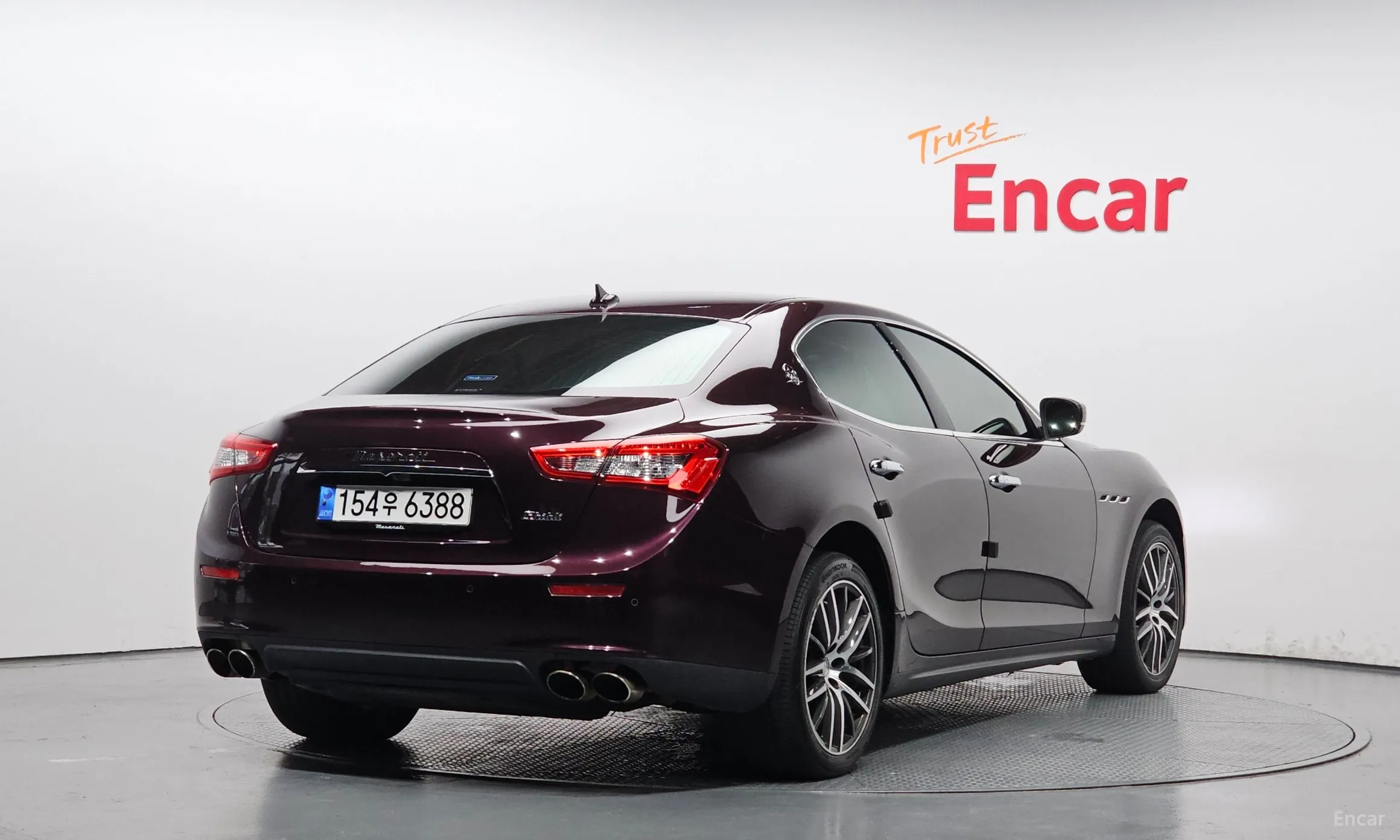 Maserati Ghibli превью 2