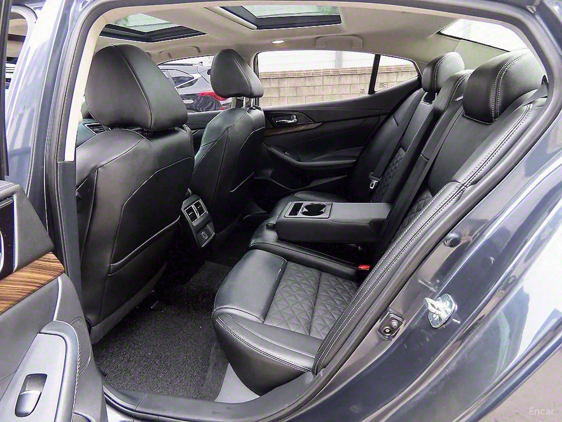 Nissan Maxima (A36) превью 6