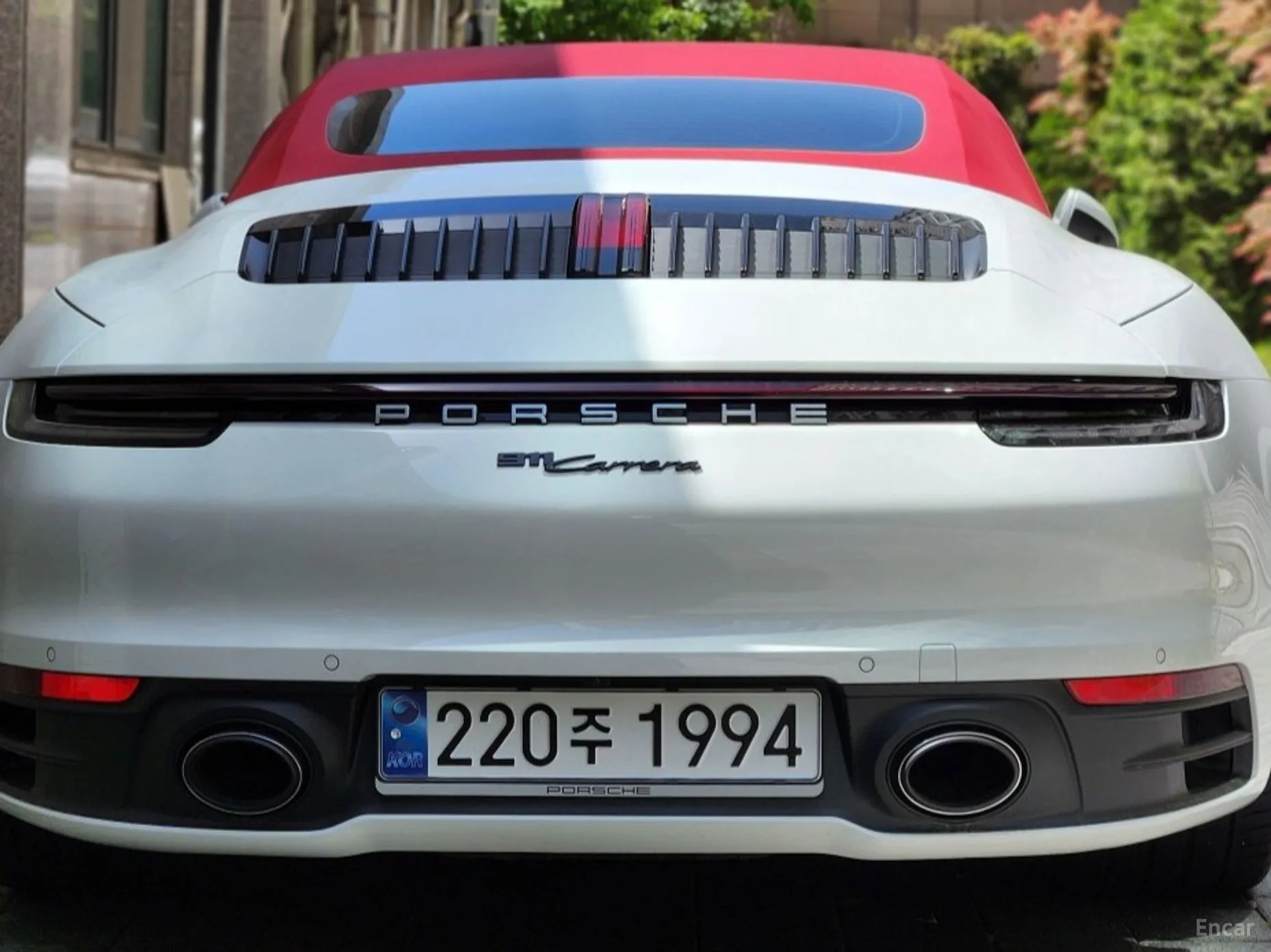 911 (992)