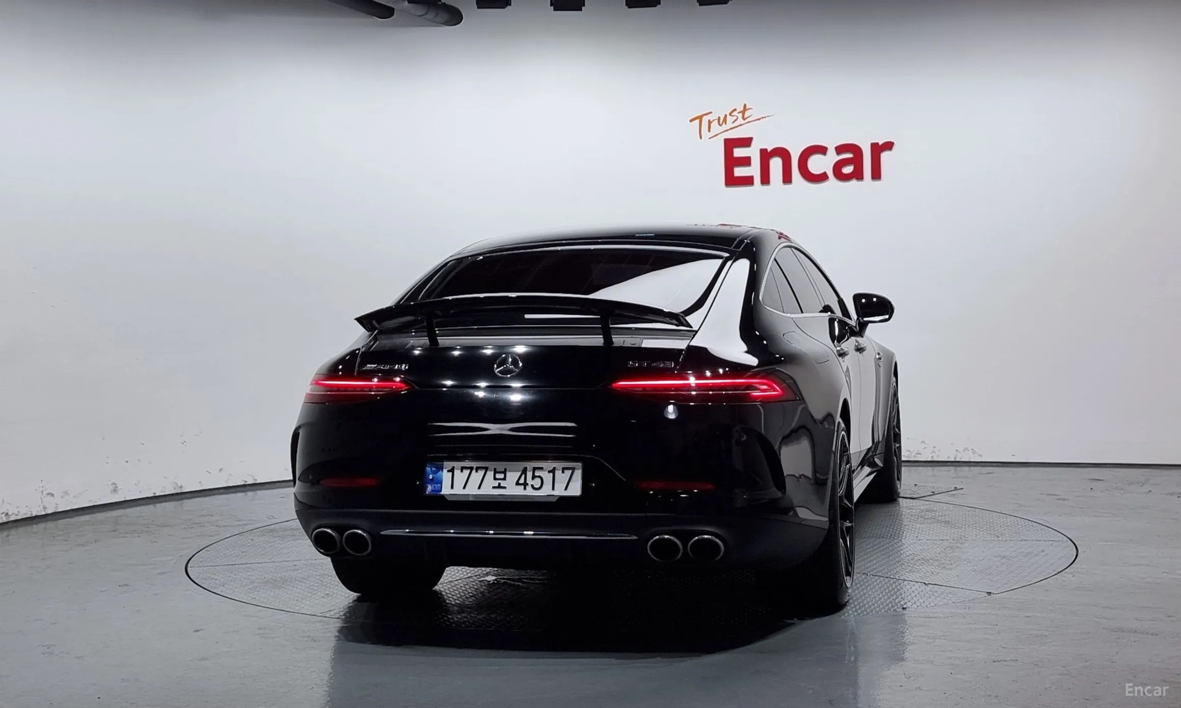 Mercedes Benz AMG GT превью 3