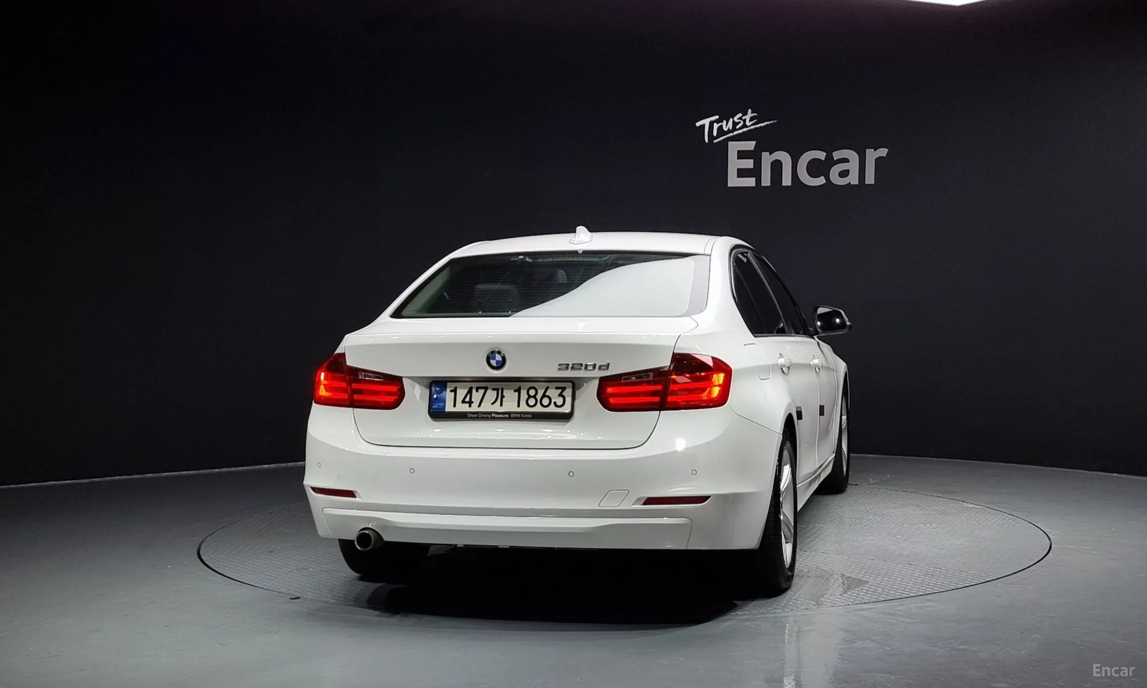 BMW 3 Series (F30) превью 3