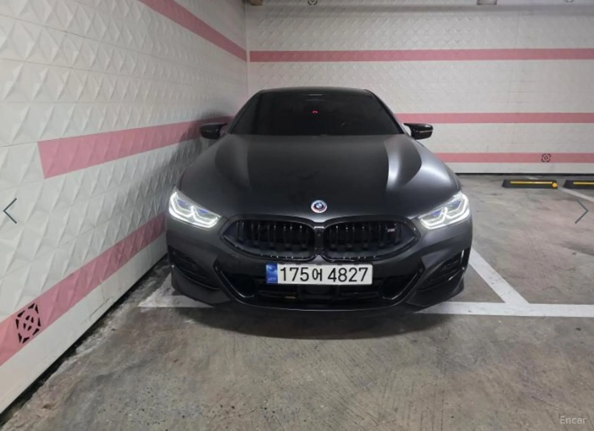 BMW 8-series (G15)