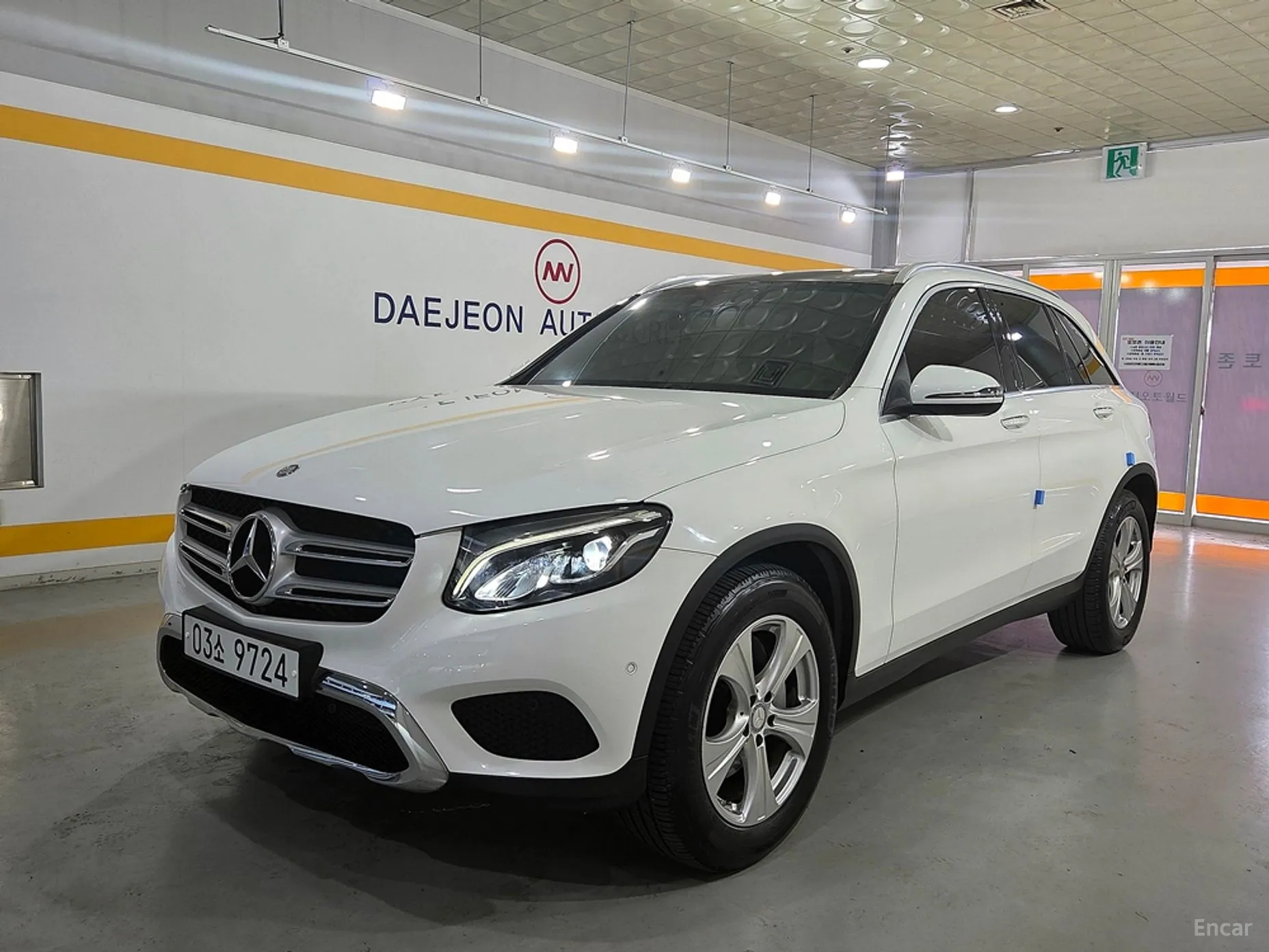 Mercedes Benz GLC-Class X253